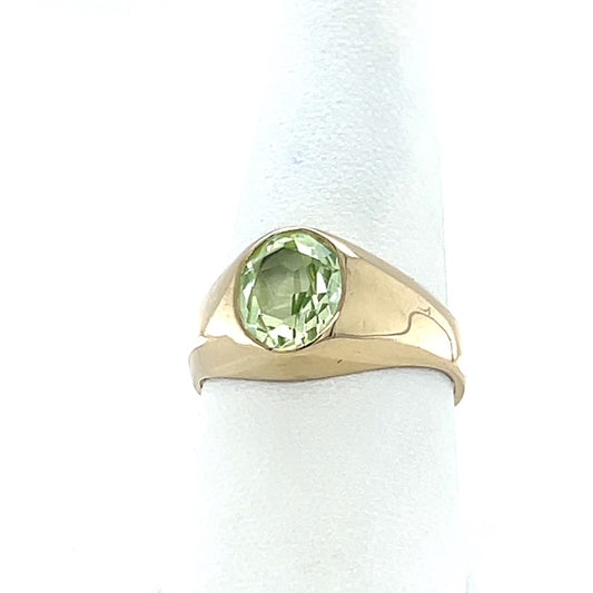 10K Yellow Gold Green Spinel Gentleman's Ring; 5.4g; Size 9.75