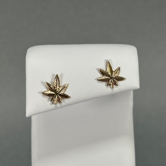 10K Yellow Gold Leaf Stud Earrings; 0.4g