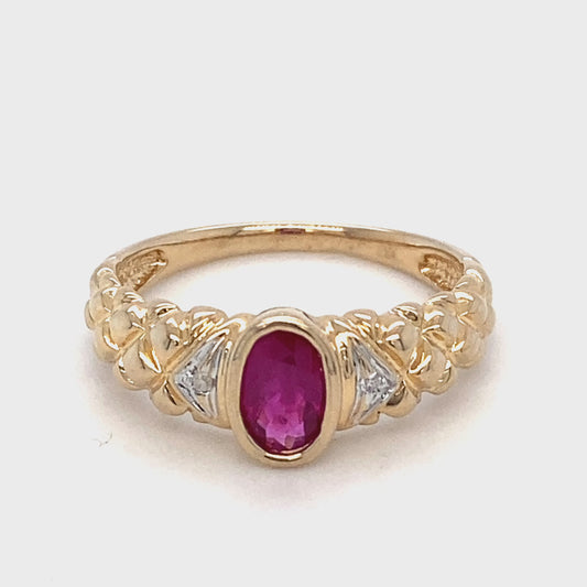 14K Yellow Gold Synthetic Ruby Ring; 1.8DWT; 2.8g; Size 7