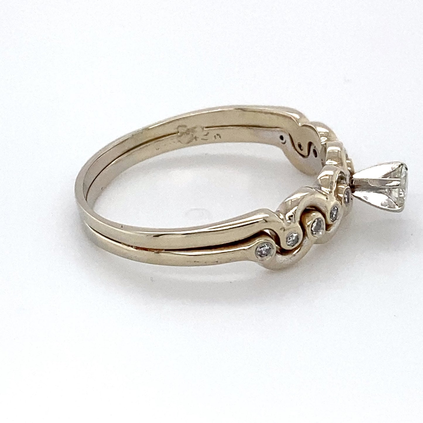14K White Gold Diamond Ring; 0.25CTW; Size 9.5