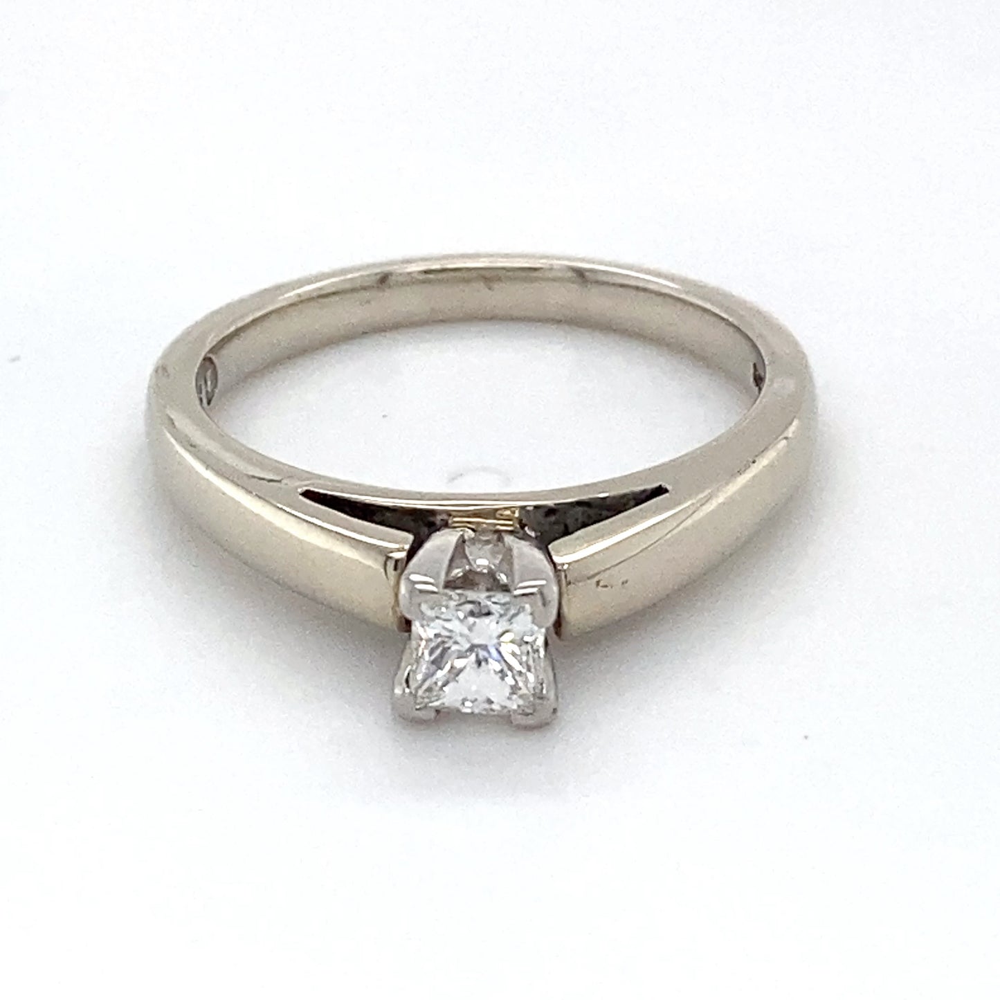 14K White Gold Diamond Solitaire Ring; 0.32CTW; Size 7; 4.2g
