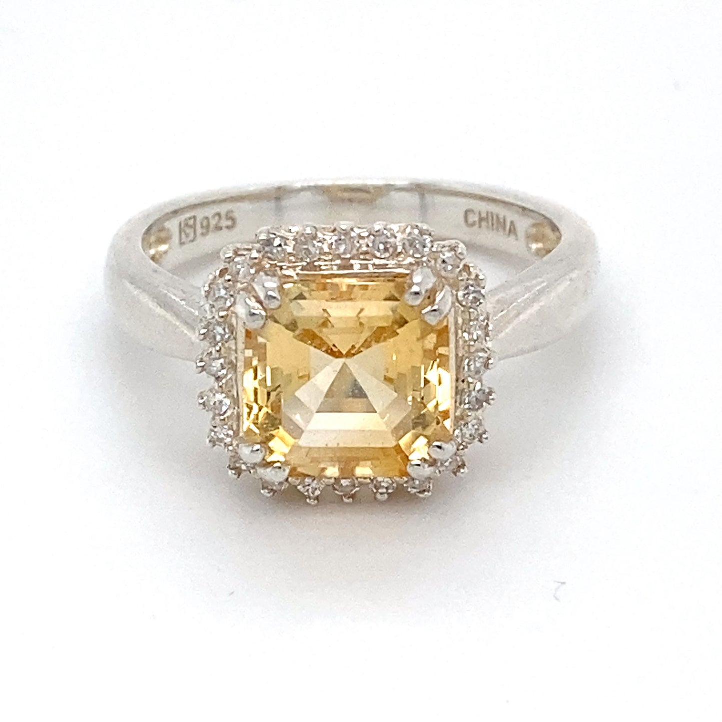 925 Silver Diamond and Citrine Ring; Size 7; 3.5g