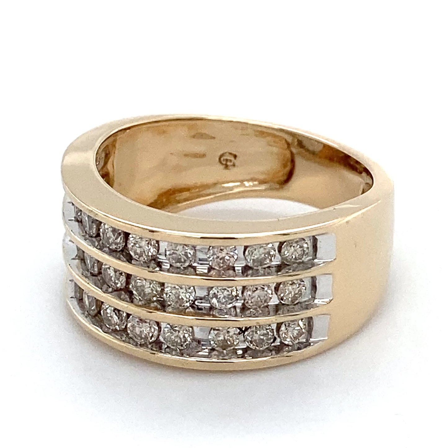14K Yellow Gold Diamond Ring; 5.5g; 3.6DWT; Size: 7