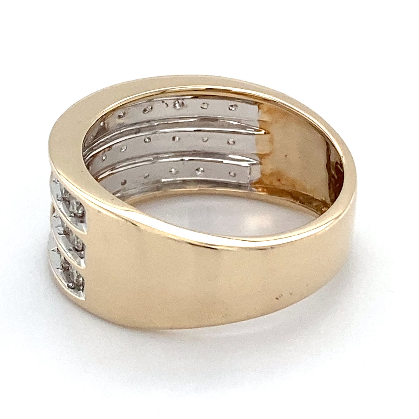 14K Yellow Gold Diamond Ring; 5.5g; 3.6DWT; Size: 7