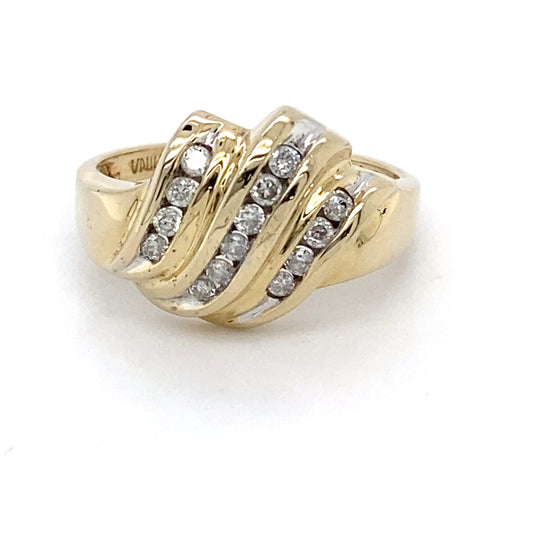 14K Yellow Gold Diamond Ring; 0.15CTW; Size 6.5; 3.9g