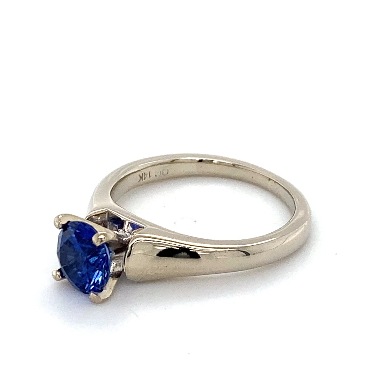 14K Yellow Gold Synthetic Sapphire Lady's Ring; 2.5DWT; Size 5