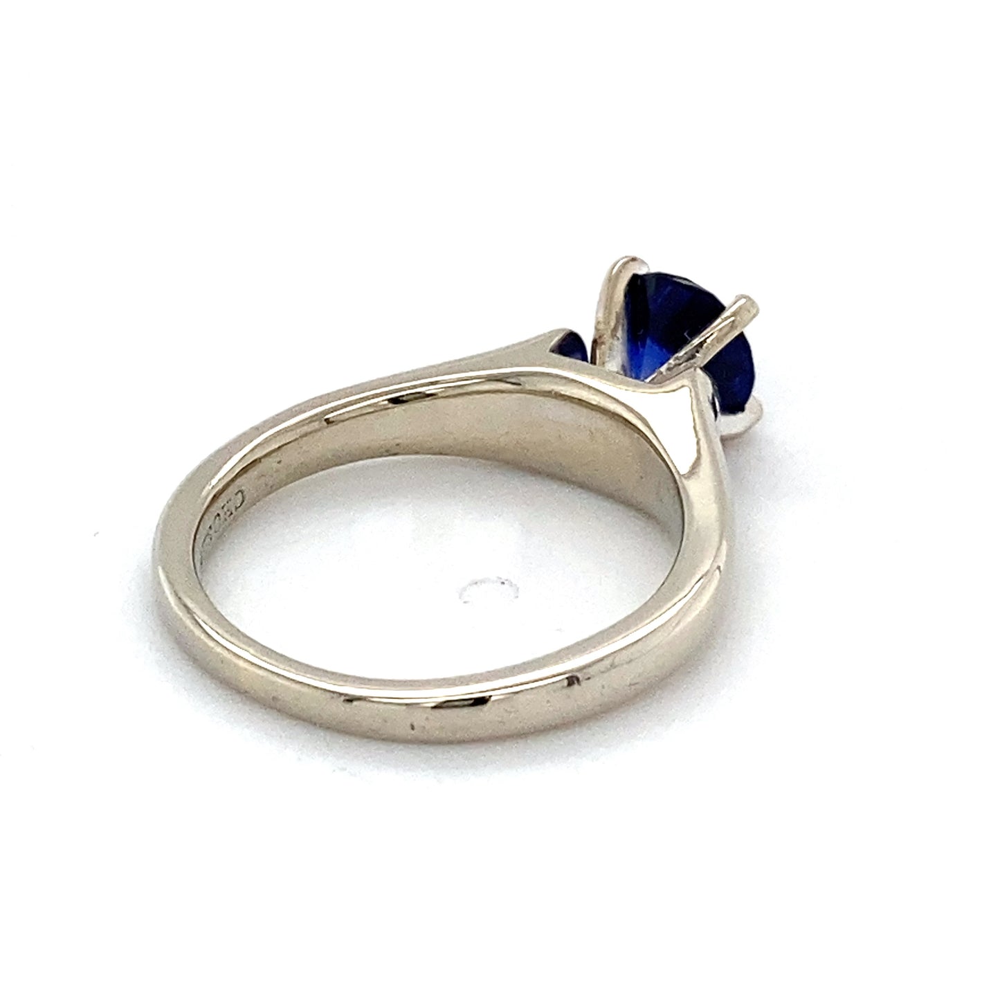 14K Yellow Gold Synthetic Sapphire Lady's Ring; 2.5DWT; Size 5