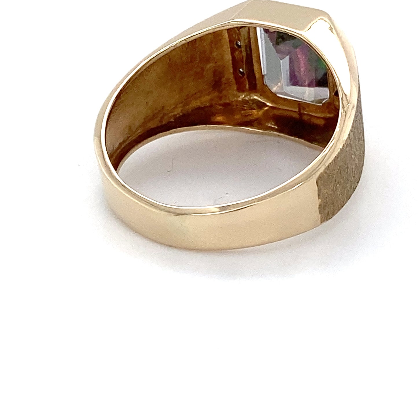 10K Yellow Gold Gentleman's Ring; 2.8DWT; Size 9