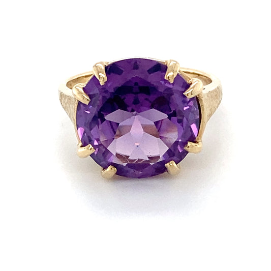 14K Yellow Gold & Purple Stone Ring; 3.7DWT; Size 6