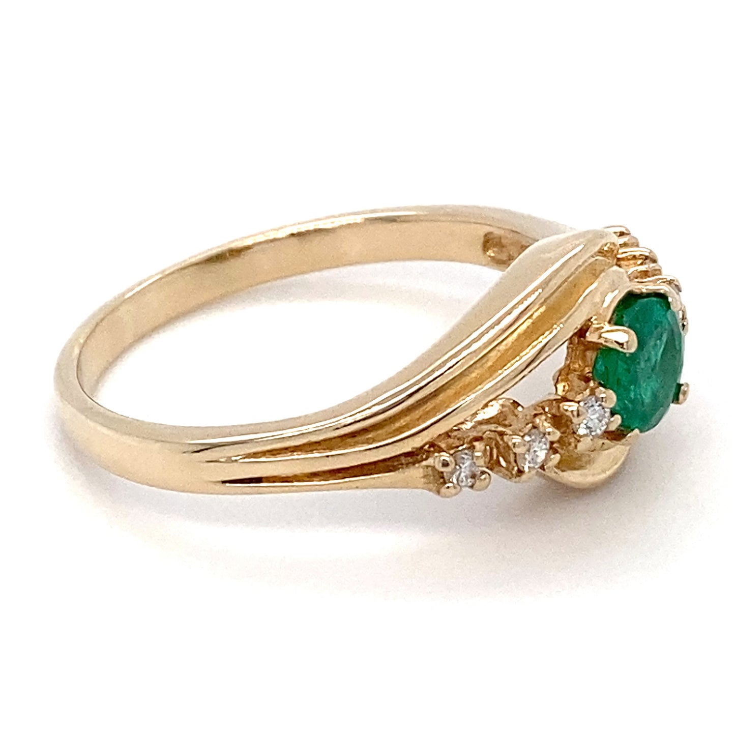 14K Yellow Gold Emerald & Diamonds Ring;  2.7DWT; 0.99 & 0.06CTW; Size 9.5