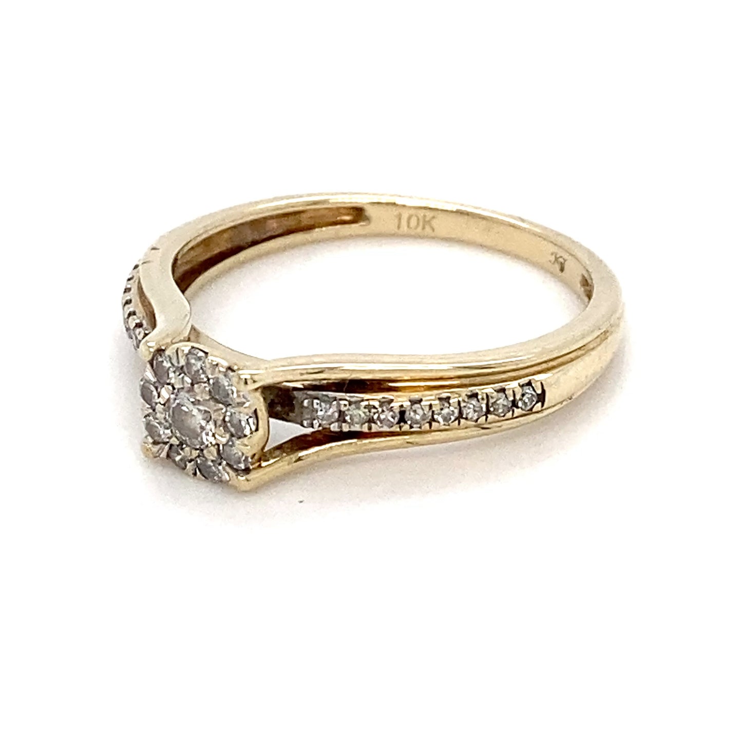 10K Yellow Gold Diamond Ring; 1.4DWT; 0.20CTW; 2.3g; Size 7