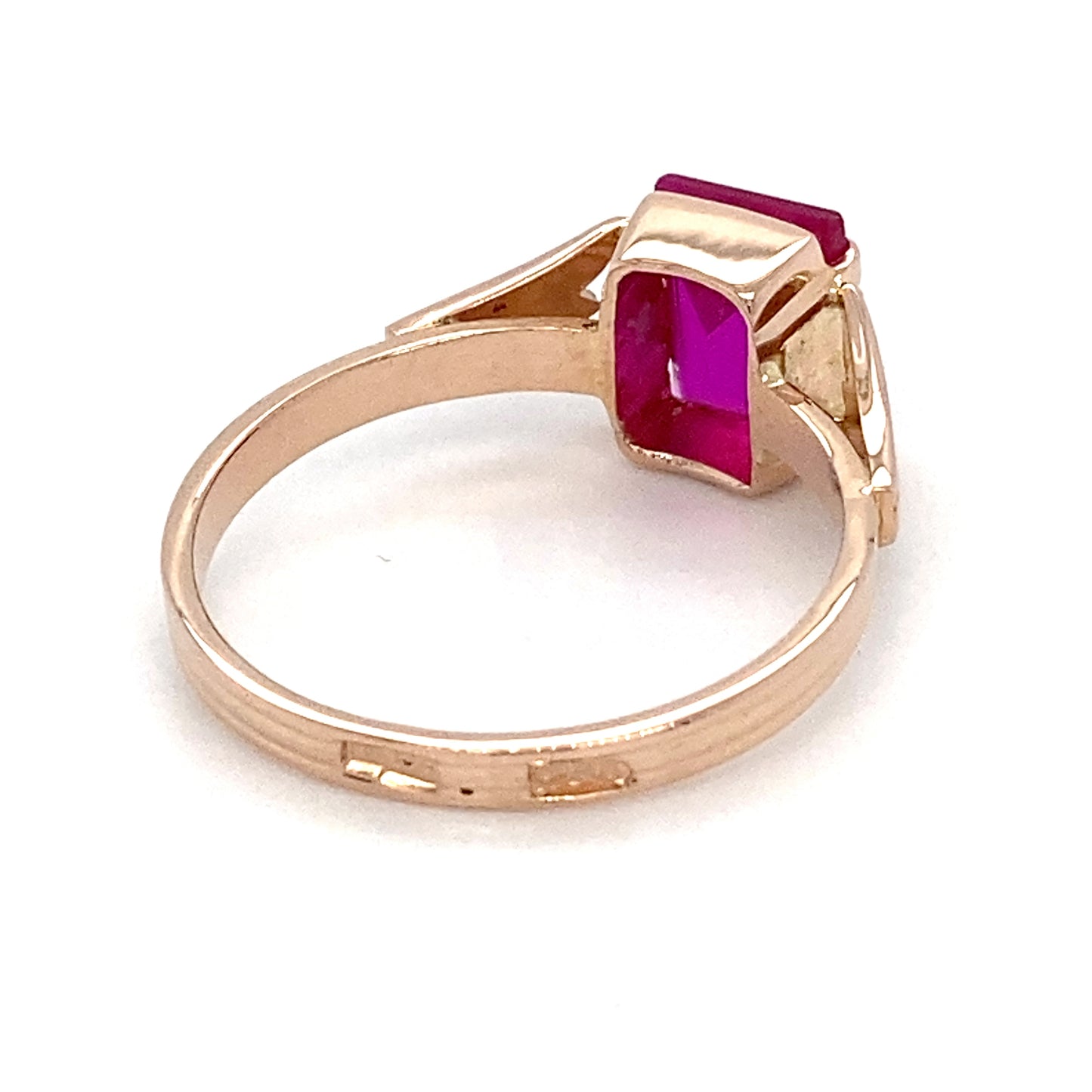 14K Rose Gold Synthetic Ruby Ring; 1.80DWT; 2.8g; Size 7