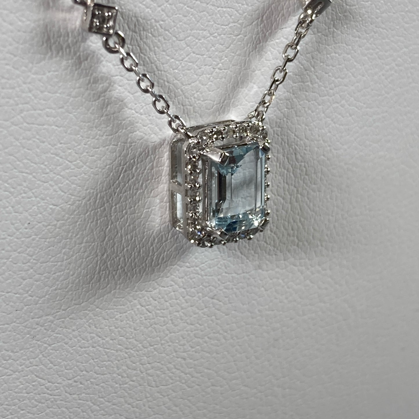 14K White Gold Aquamarine & Diamond 18" Necklace & Pendant