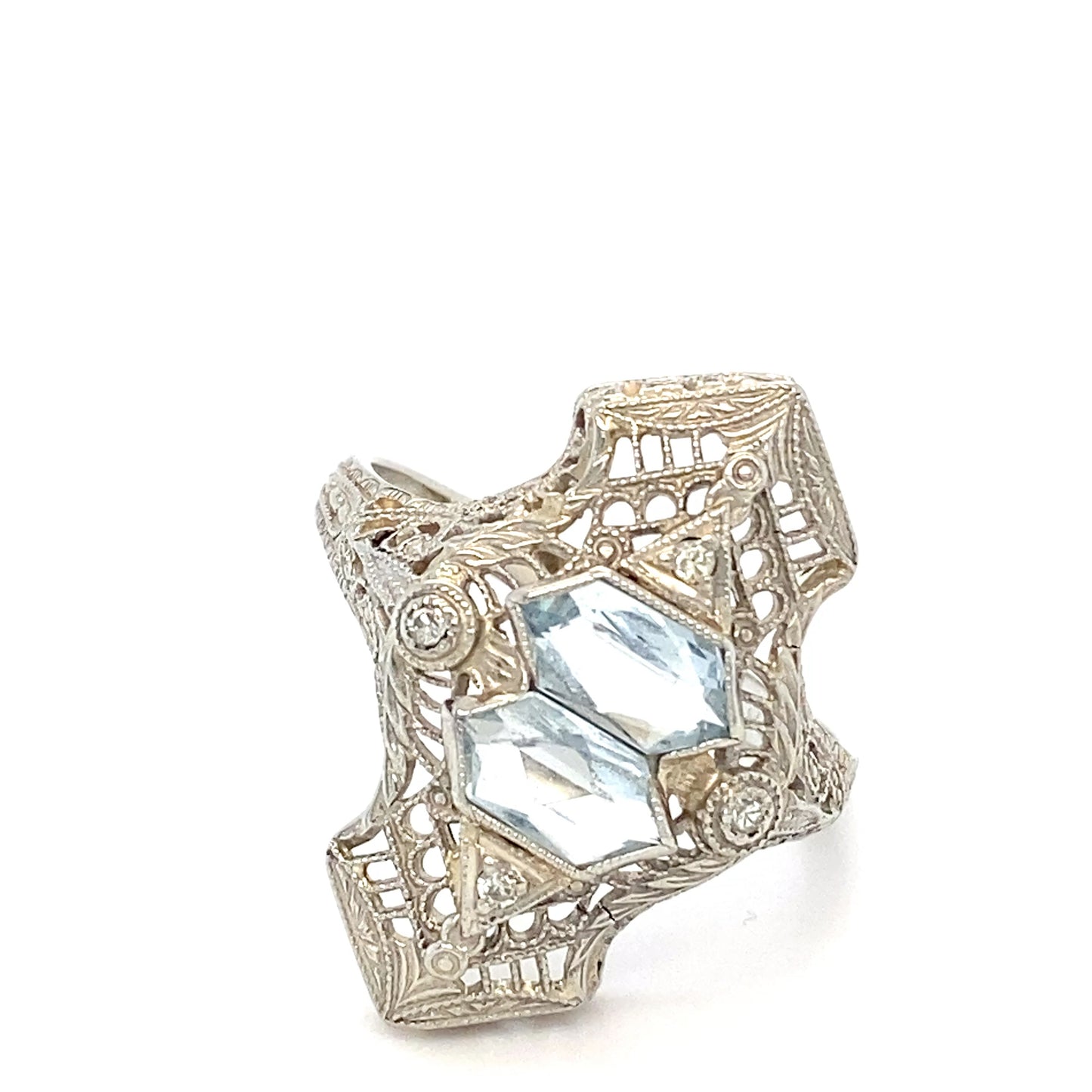 14K White Gold Aquamarine Ring; 2.4DWT; 0.82CTW; Size 8.5