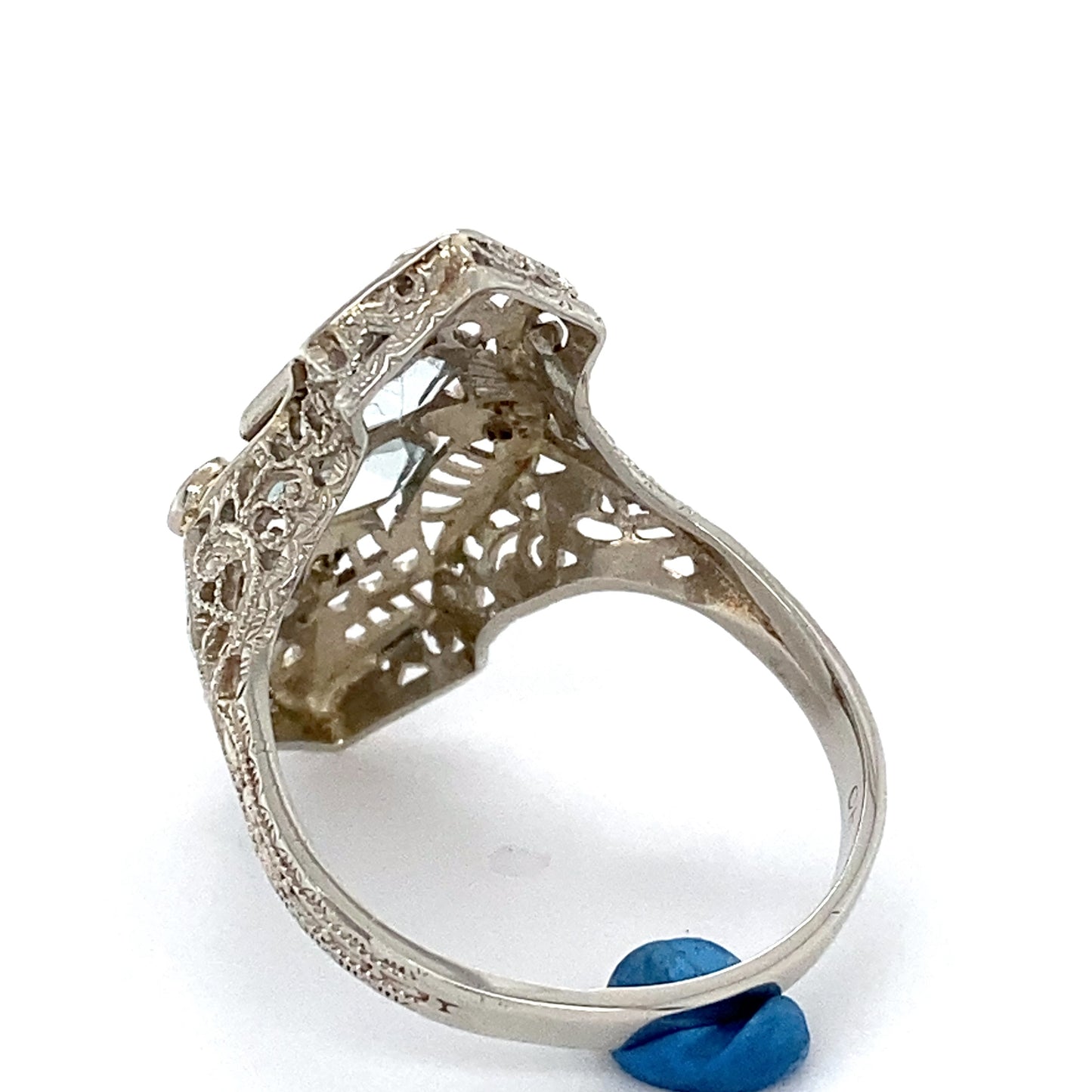 14K White Gold & Aquamarine Lady's Ring; 2.4DWT; Size 8.5