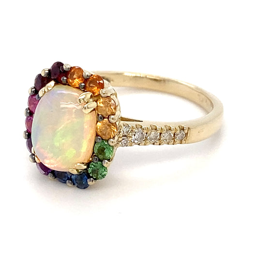 14K Yellow Gold Opal & Diamond Lady's Ring; 2.9DWT; 1.08 & 0.10 CTW; Size 7