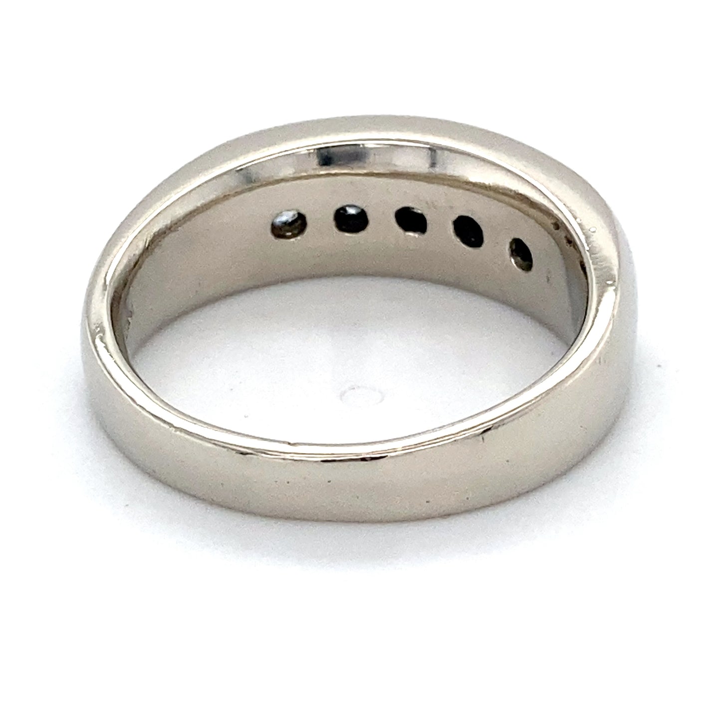 14K White Gold Diamond Unisex Fashion Ring; 8.0DWT; Size 10