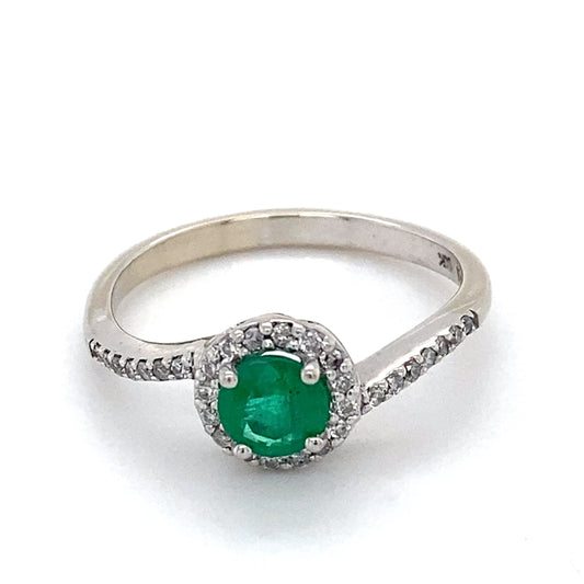 14K White Gold Diamond & Emerald Ring; 1.6DWT; Size 7