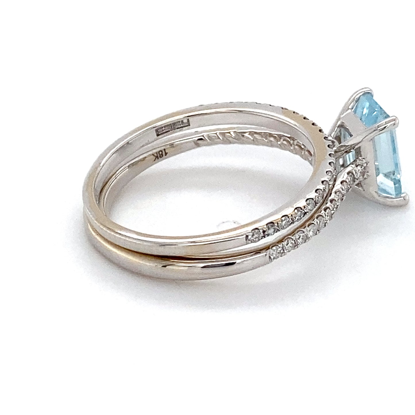 18K White Gold Diamond & Aquamarine Lady's Ring; 3.2DWT; Size 7