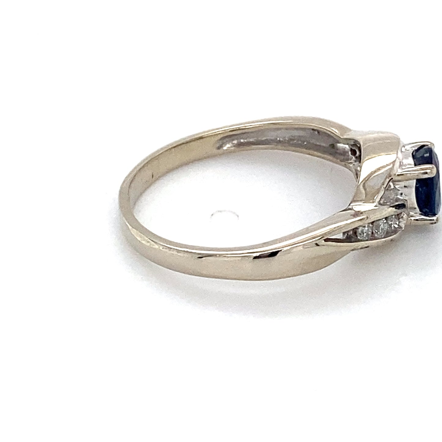 14K White Gold Diamond & Sapphire Ring; 1.4DWT; Size 5.5