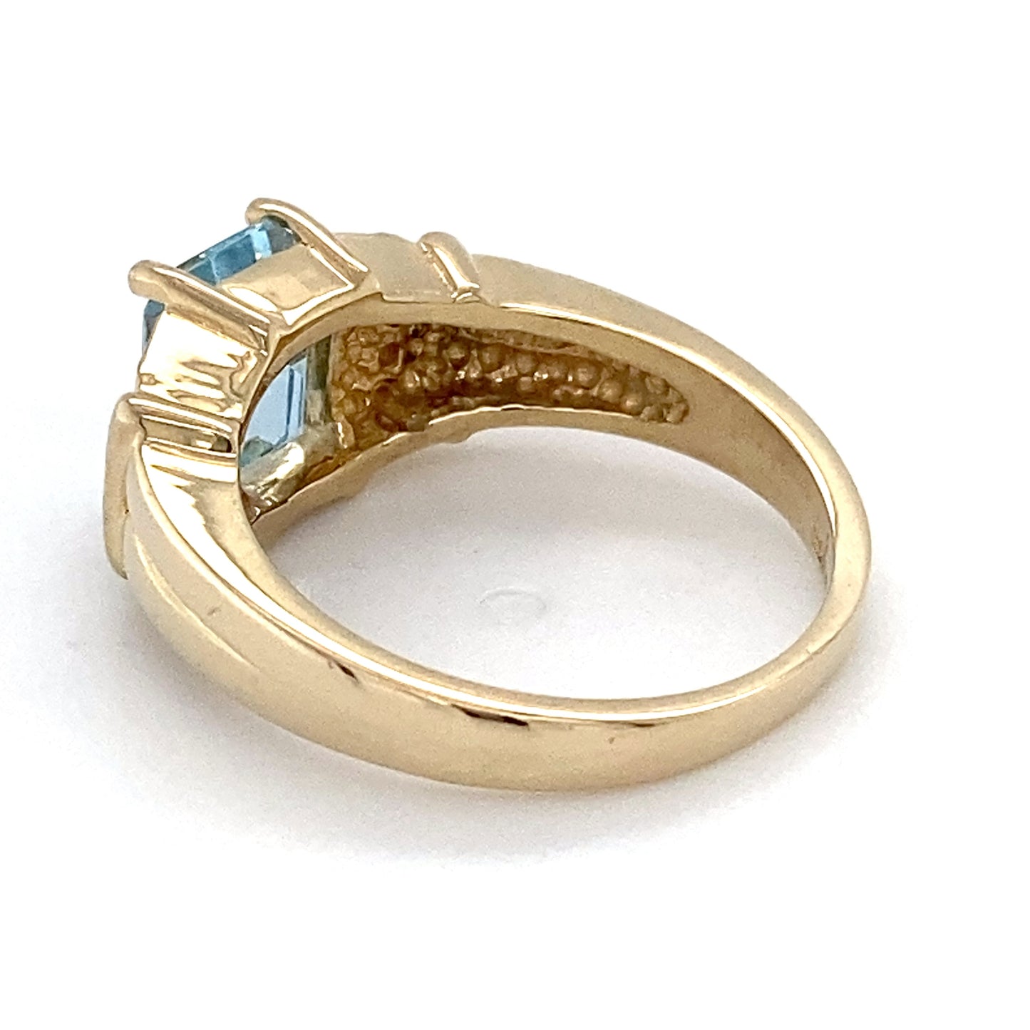 14K Yellow Gold Diamond & Aquamarine Ring; 3.3DWT; Size 6