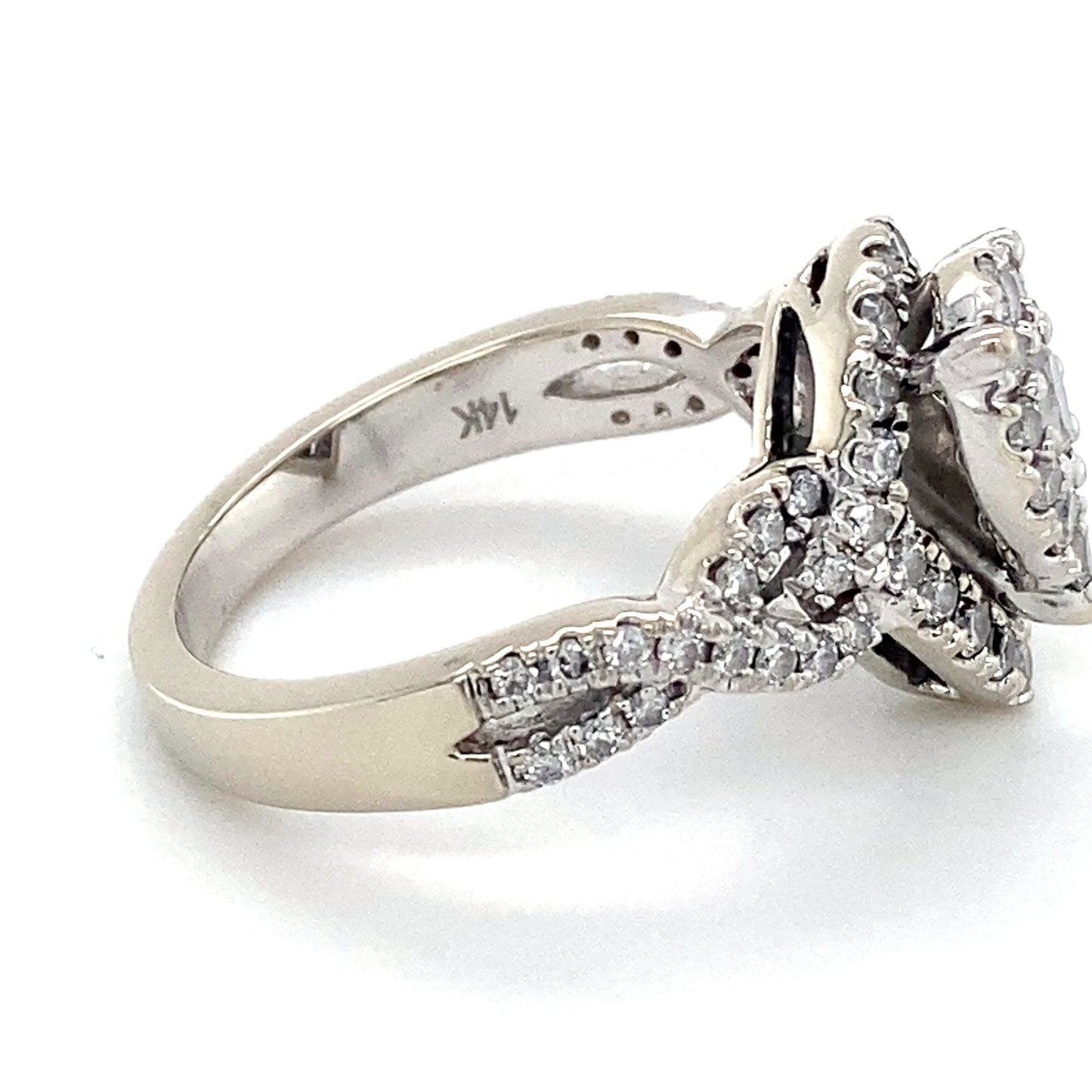 14K White Gold Diamond Lady's Fashion Ring; 3.8DWT; Size 7