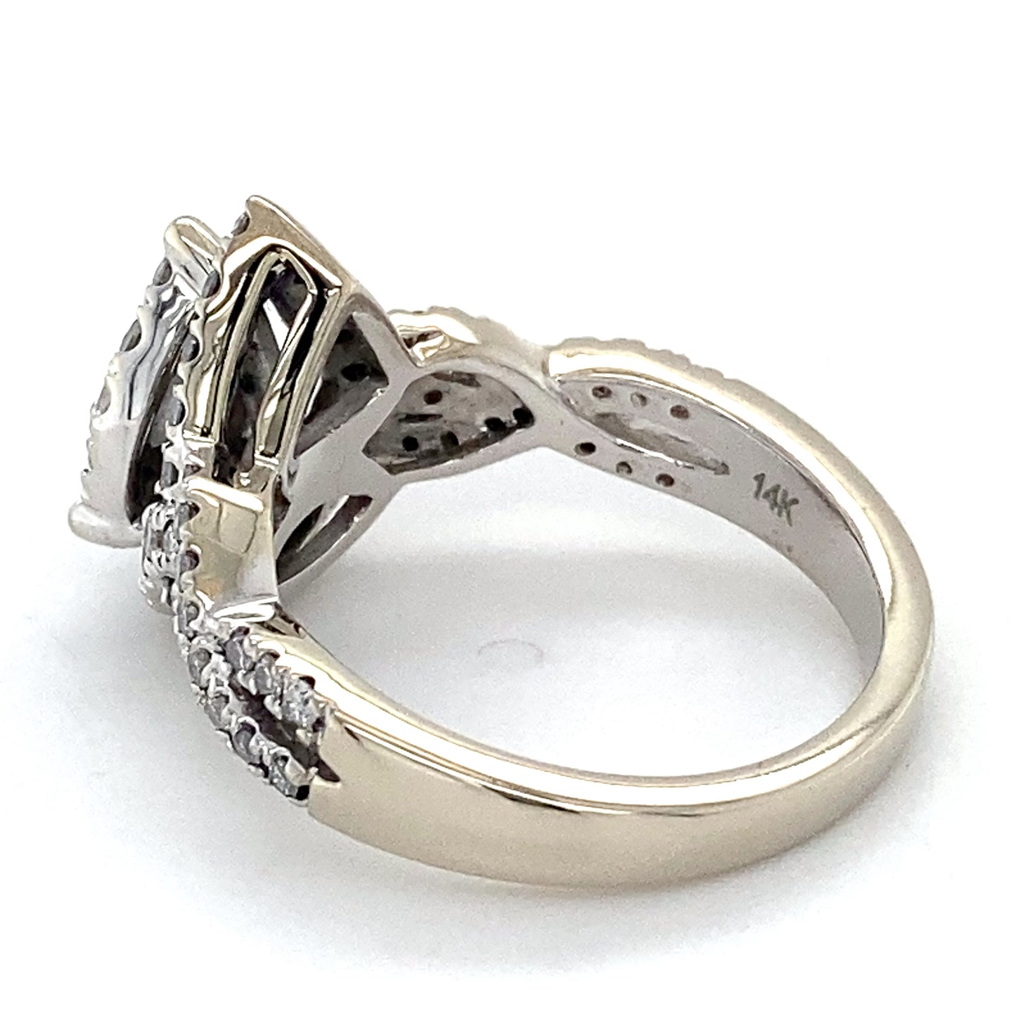 14K White Gold Diamond Lady's Fashion Ring; 3.8DWT; Size 7