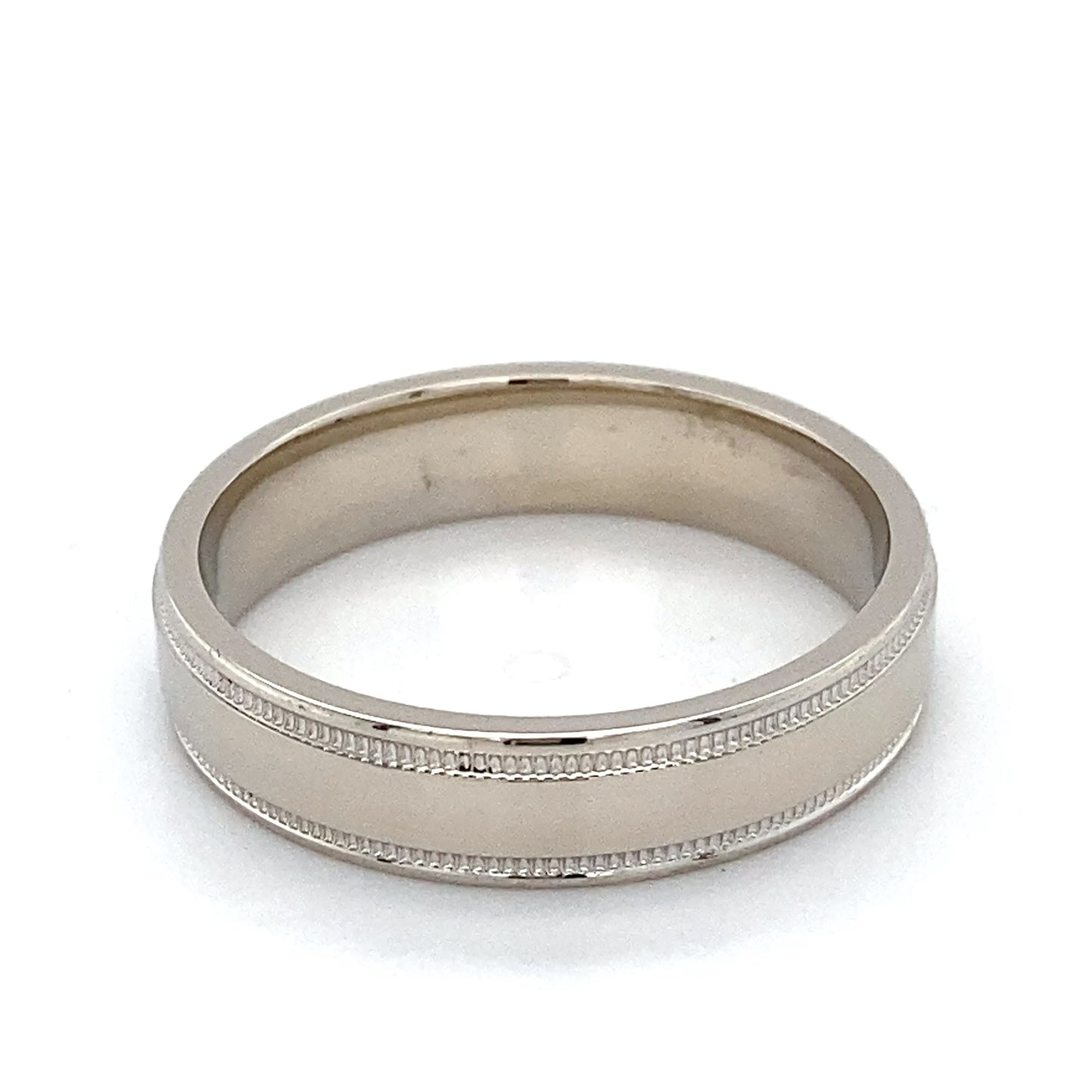 14K White Gold Gentleman's Fashion Ring; 4.0DWT; Size 10