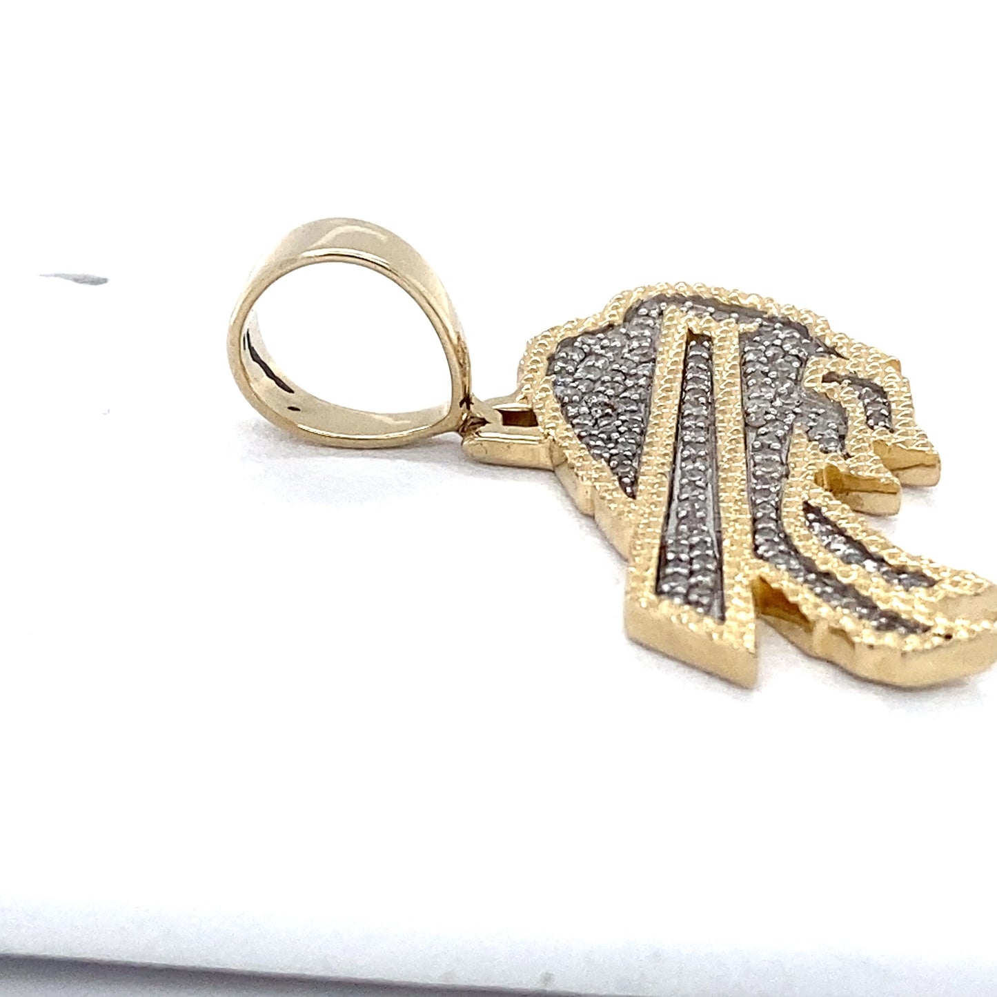 10K Yellow Gold Diamond NFL Buffalo Bills Spinner Pendant; 3.5DWT