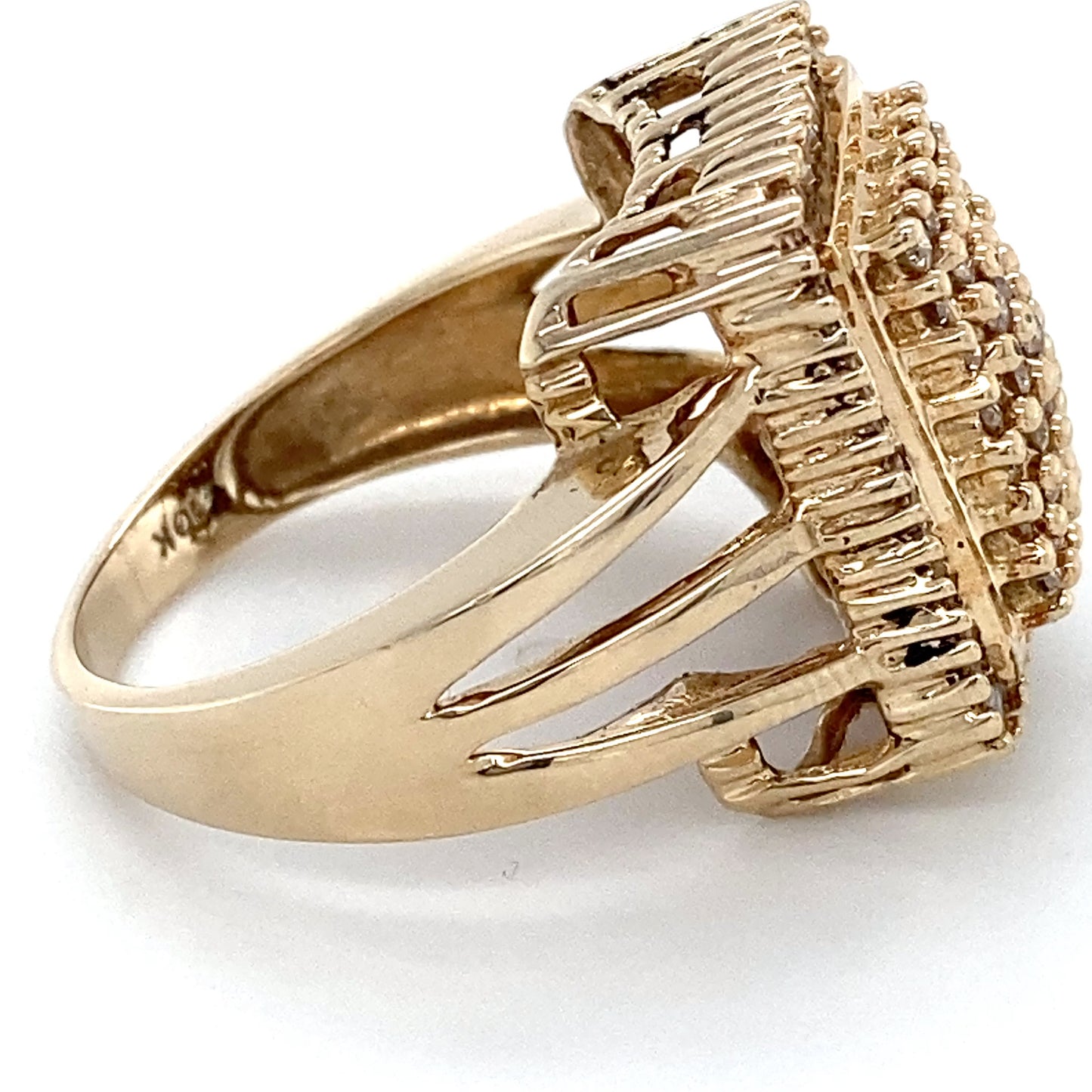 10K Yellow Gold Diamond Gentleman's Ring; 4.6DWT; Size 8