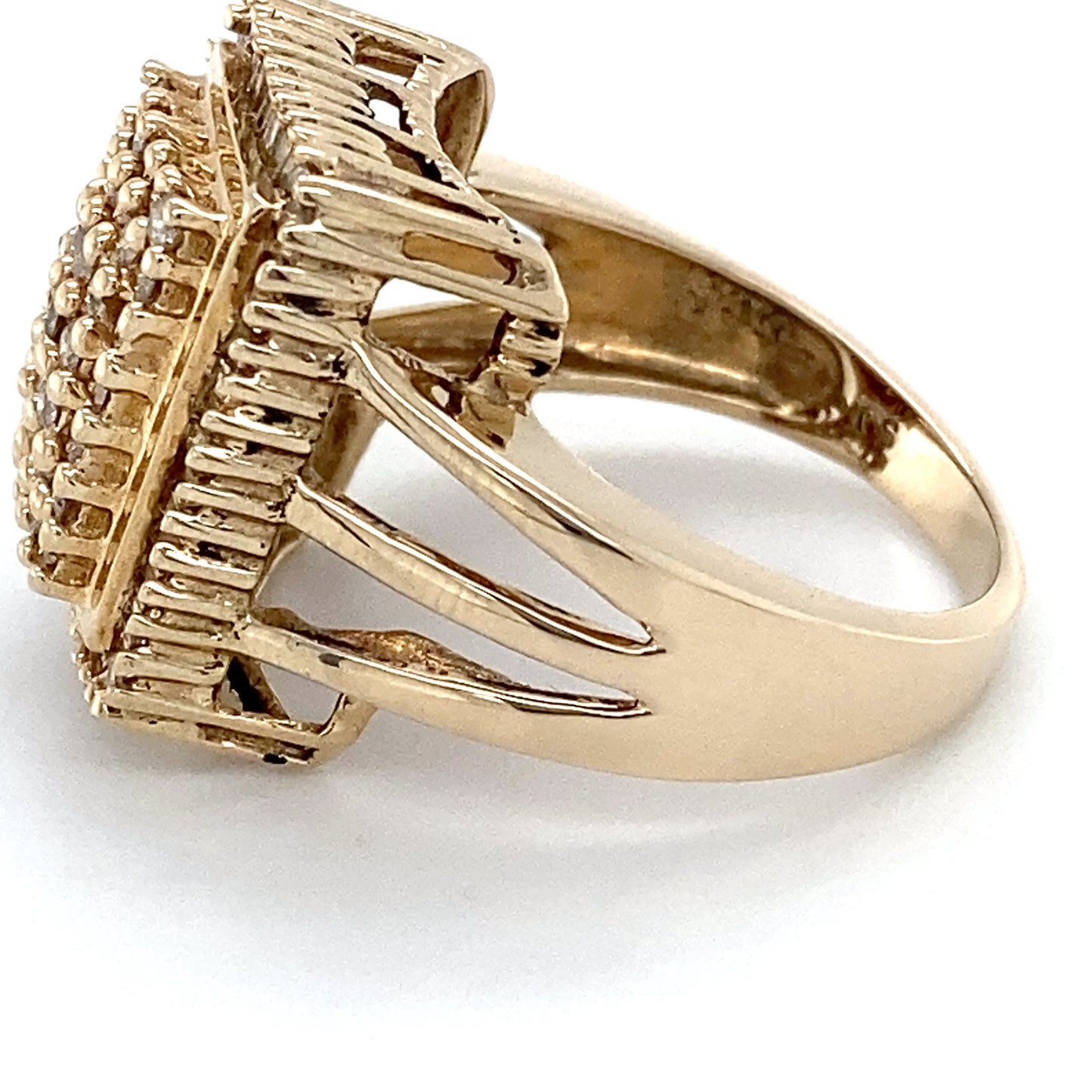 10K Yellow Gold Diamond Gentleman's Ring; 4.6DWT; Size 8