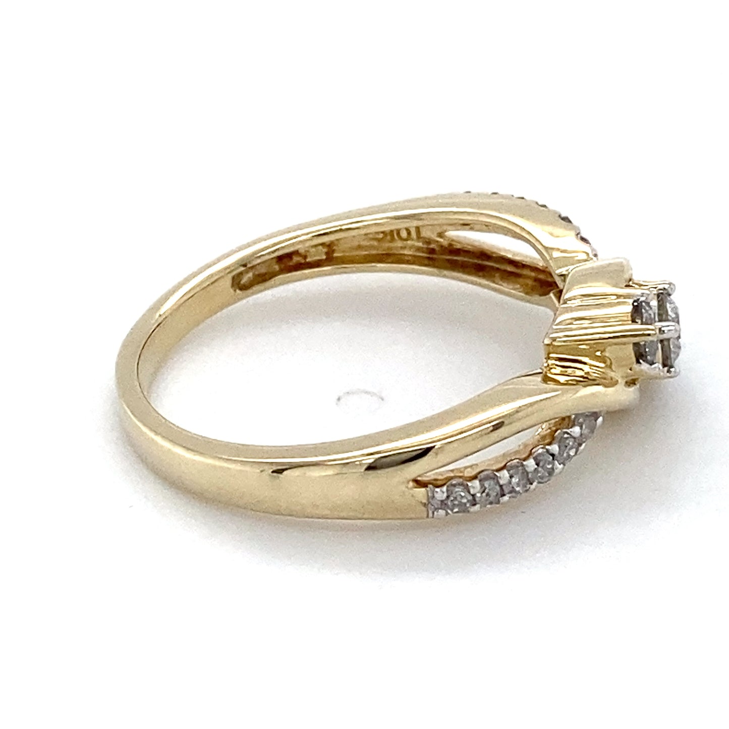 10K Yellow Gold Diamond Lady's Fashion Ring; 1.7DWT; Size 7