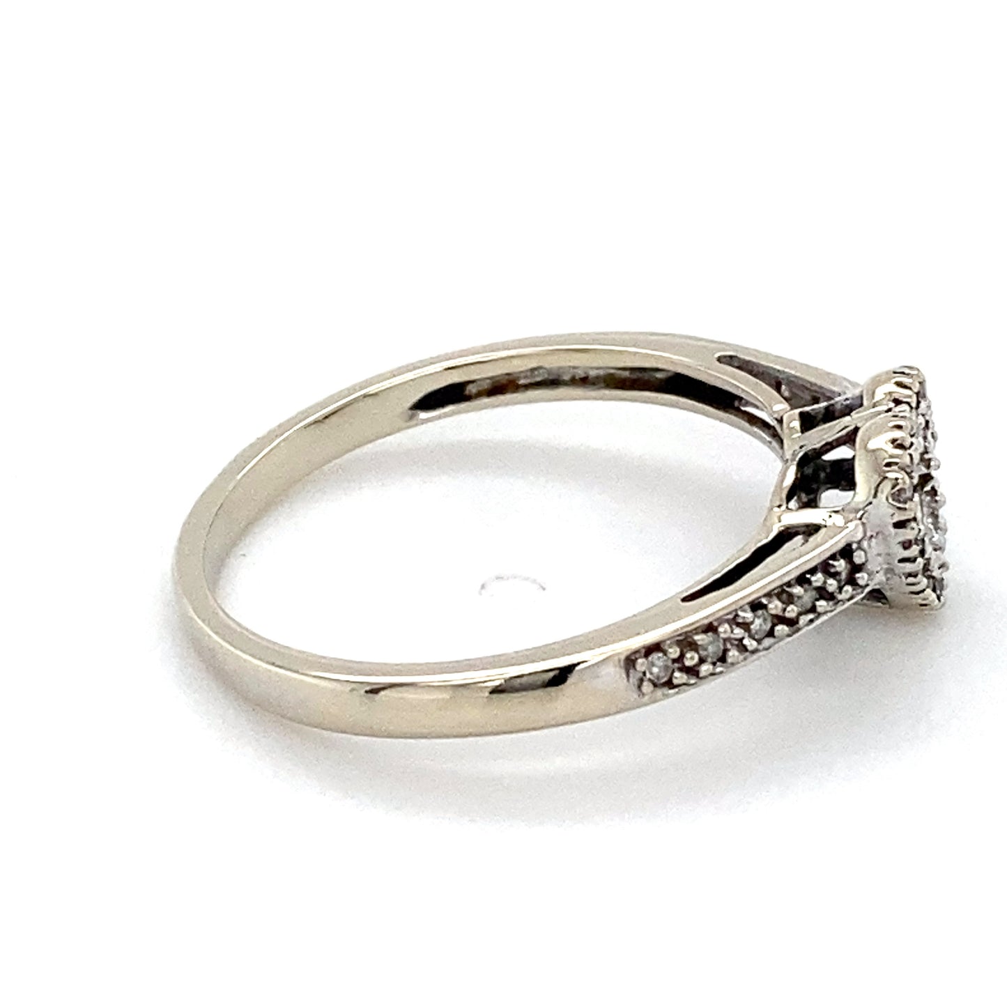 14K White Gold Diamond Lady's Fashion Ring; 1.3DWT; Size 7