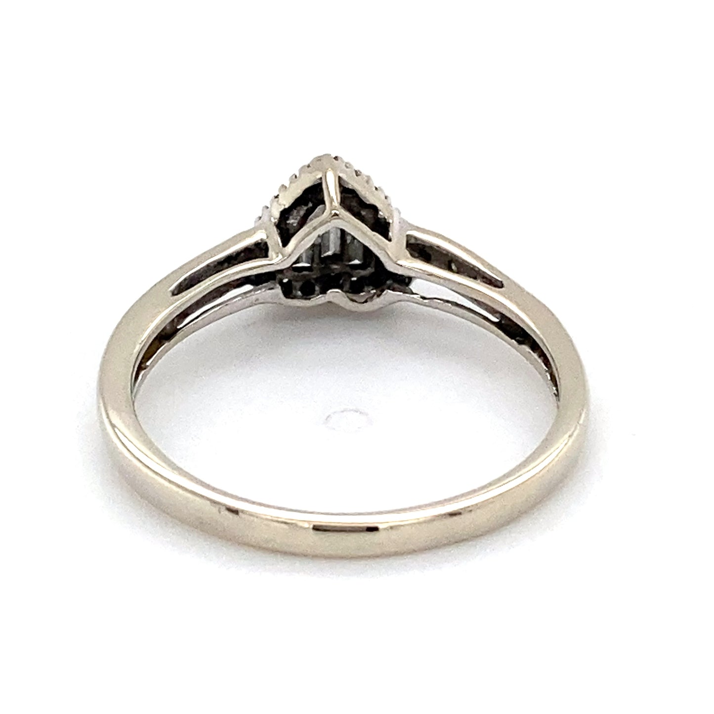 14K White Gold Diamond Lady's Fashion Ring; 1.3DWT; Size 7