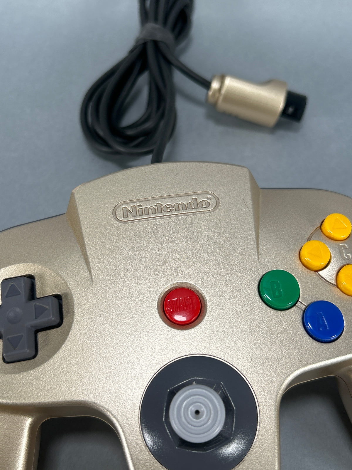 Nintendo N64 Wired Controller - Gold