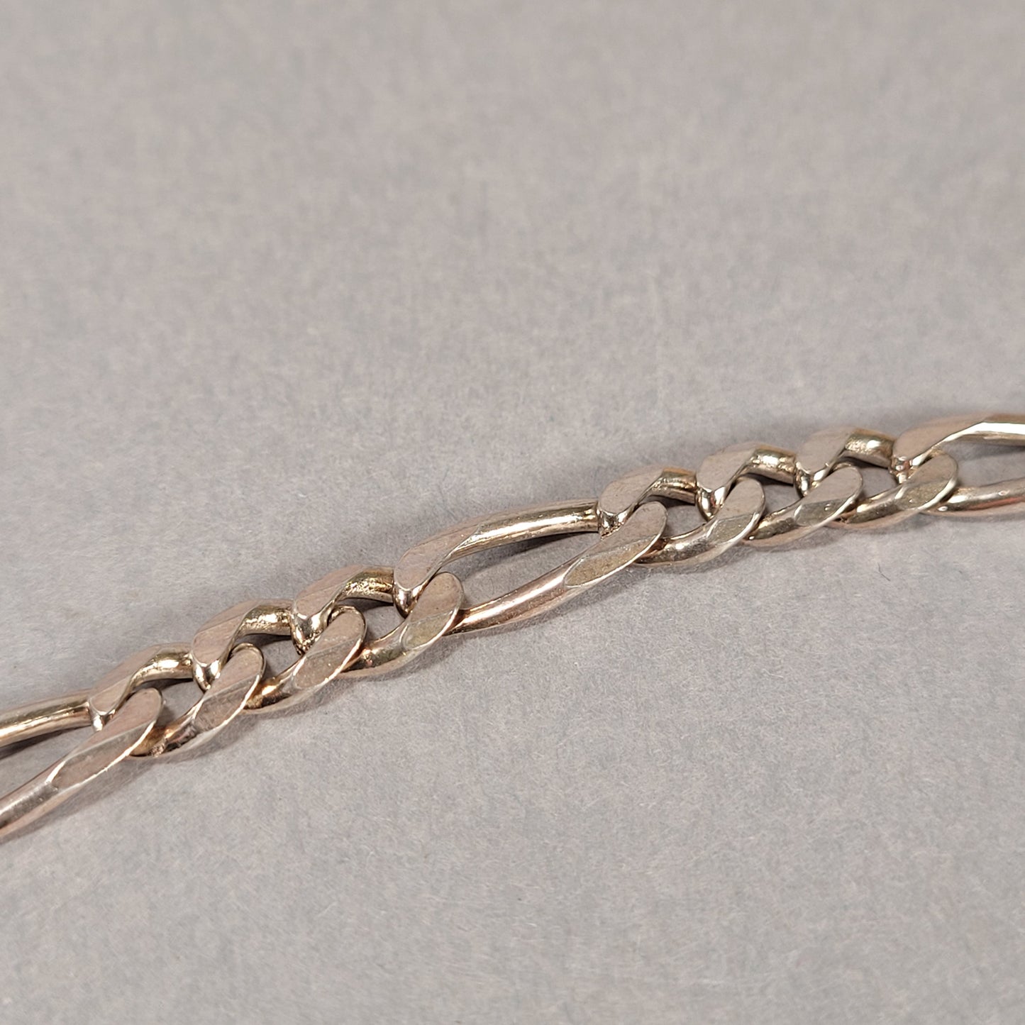 17" Sterling Silver Figaro Chain 30.8g