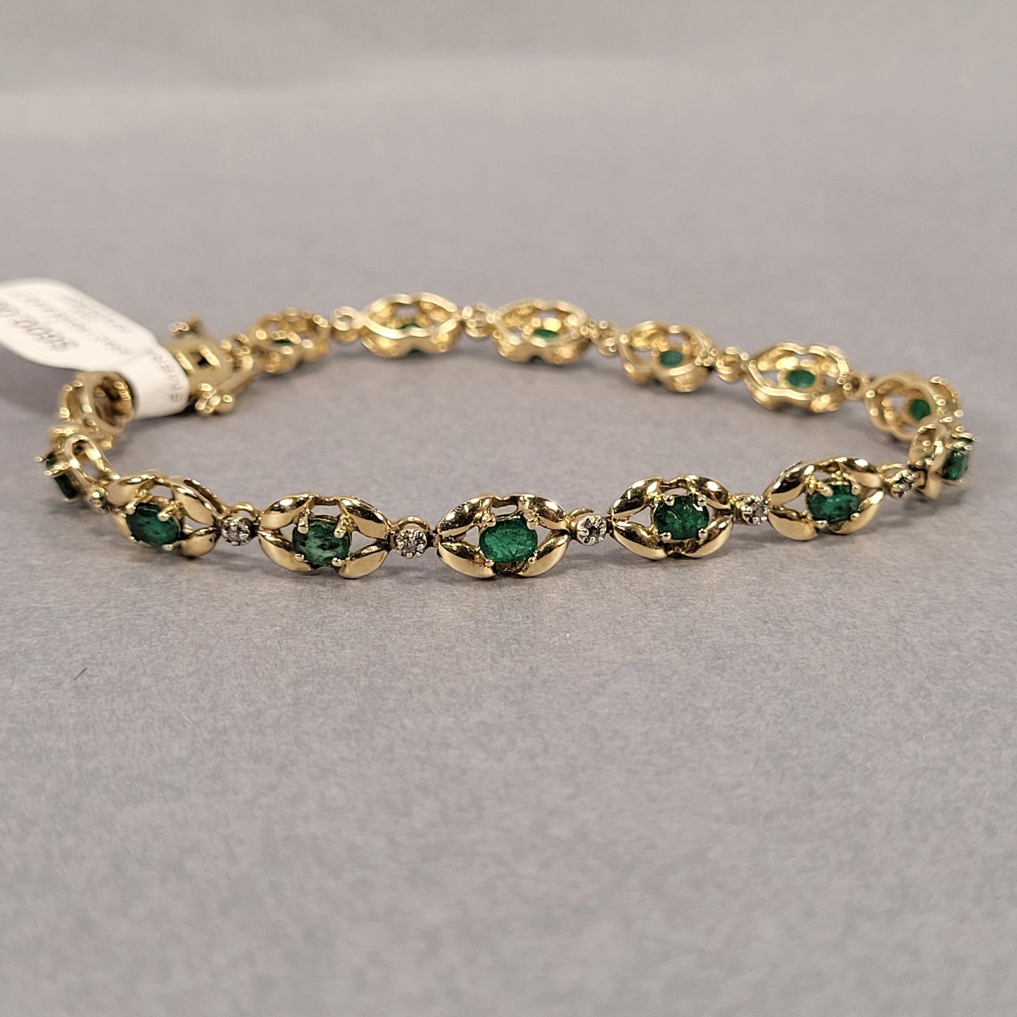 14k Yellow Gold & Emerald Bracelet 9.4g