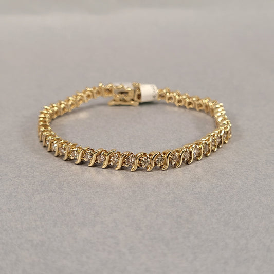 14K Yellow Gold and Diamond Bracelet (46) Diamonds 2.30ctw