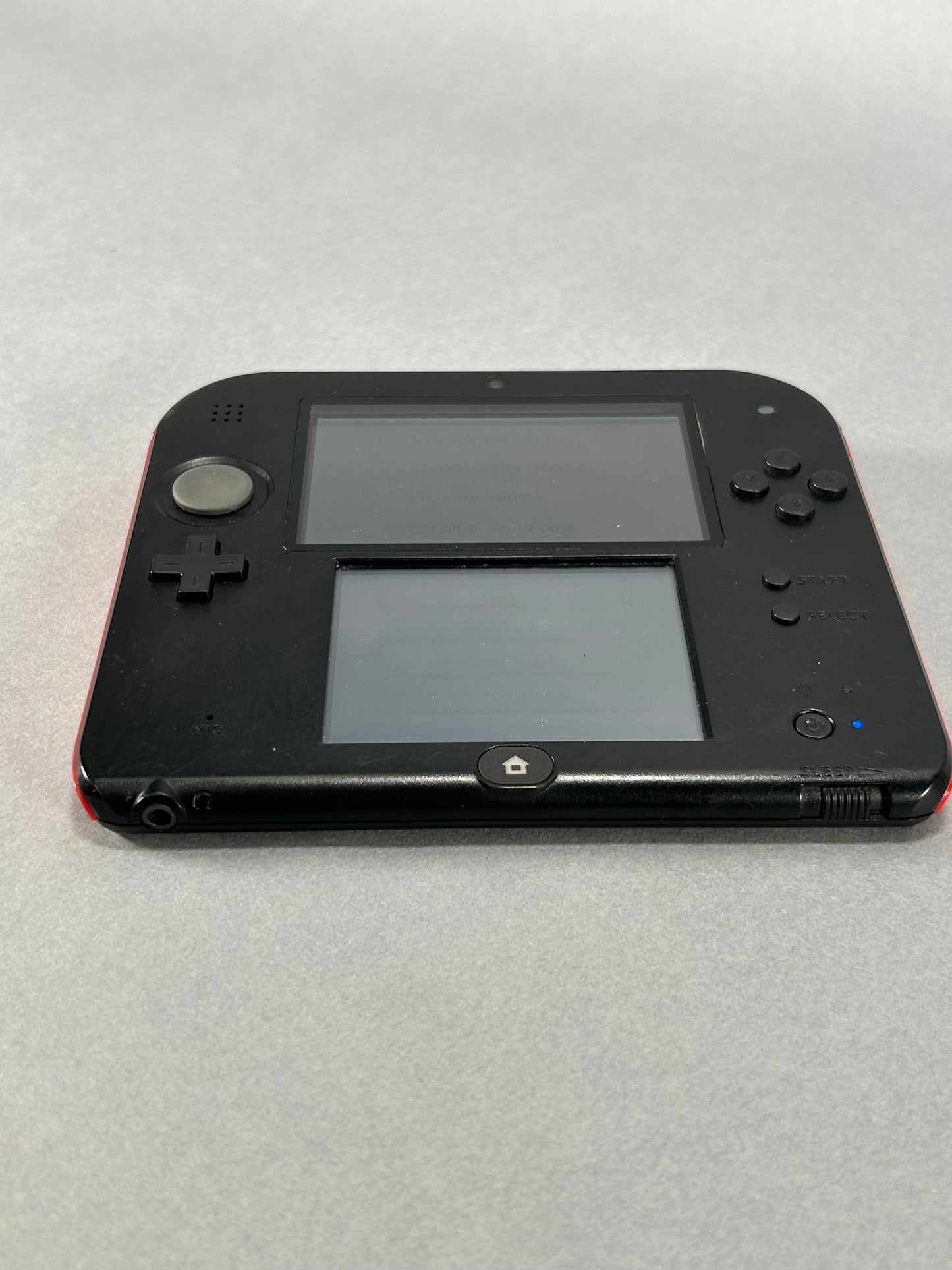 Nintendo 2DS WAP-002 W/Charger - Black
