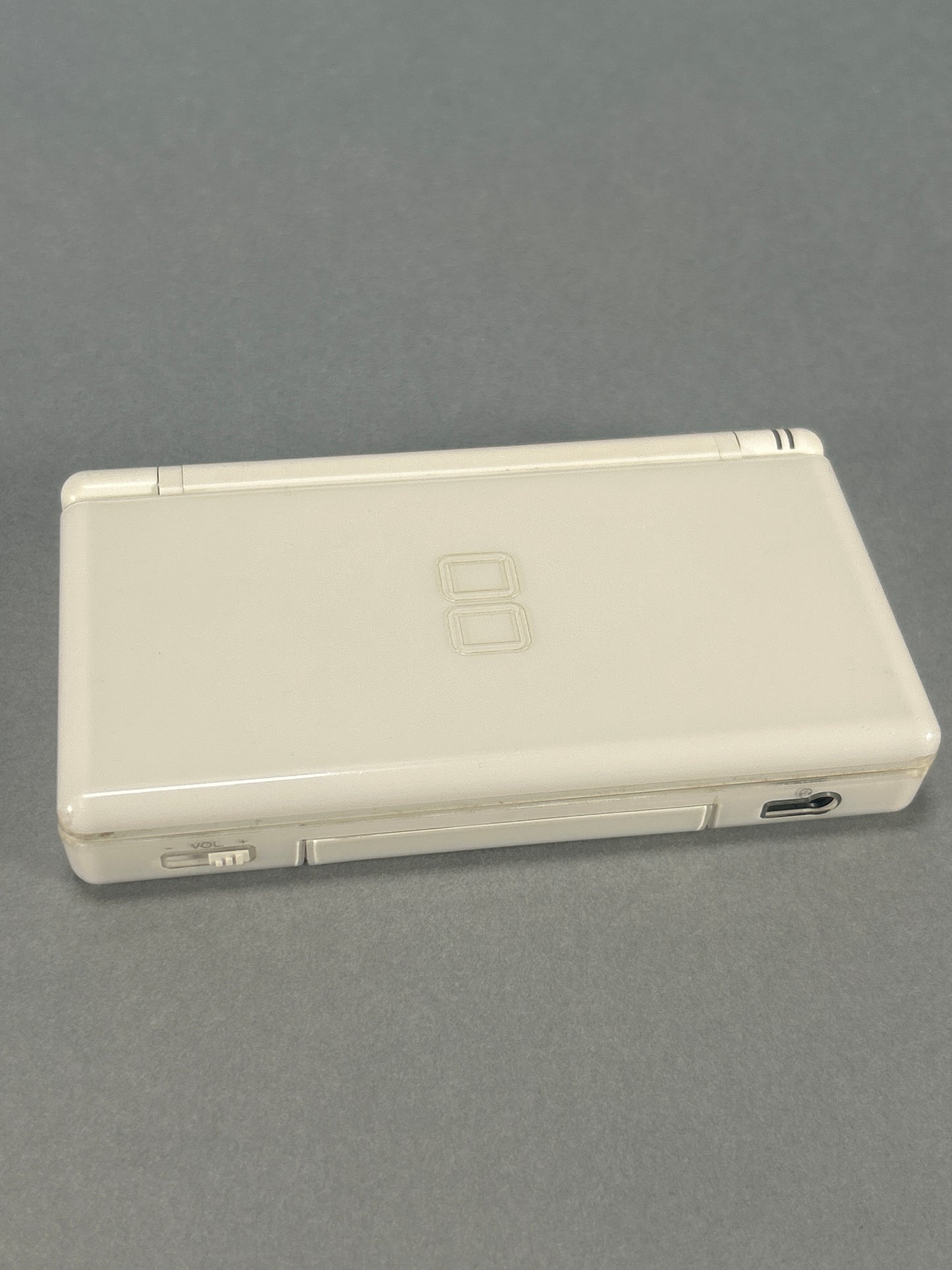 Nintendo DS-Lite USG-001 W/ Charger
