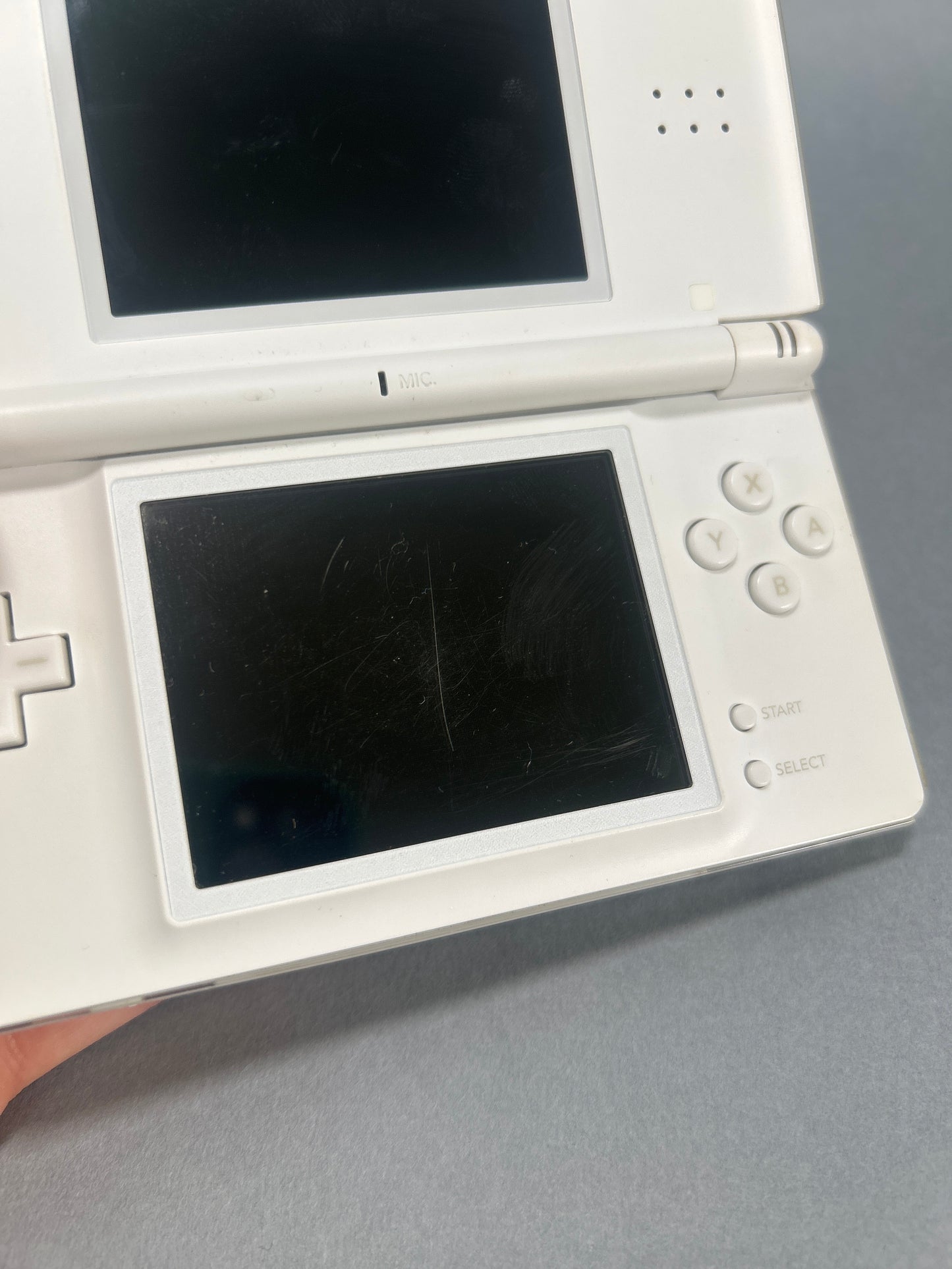 Nintendo DS-Lite USG-001 W/ Charger