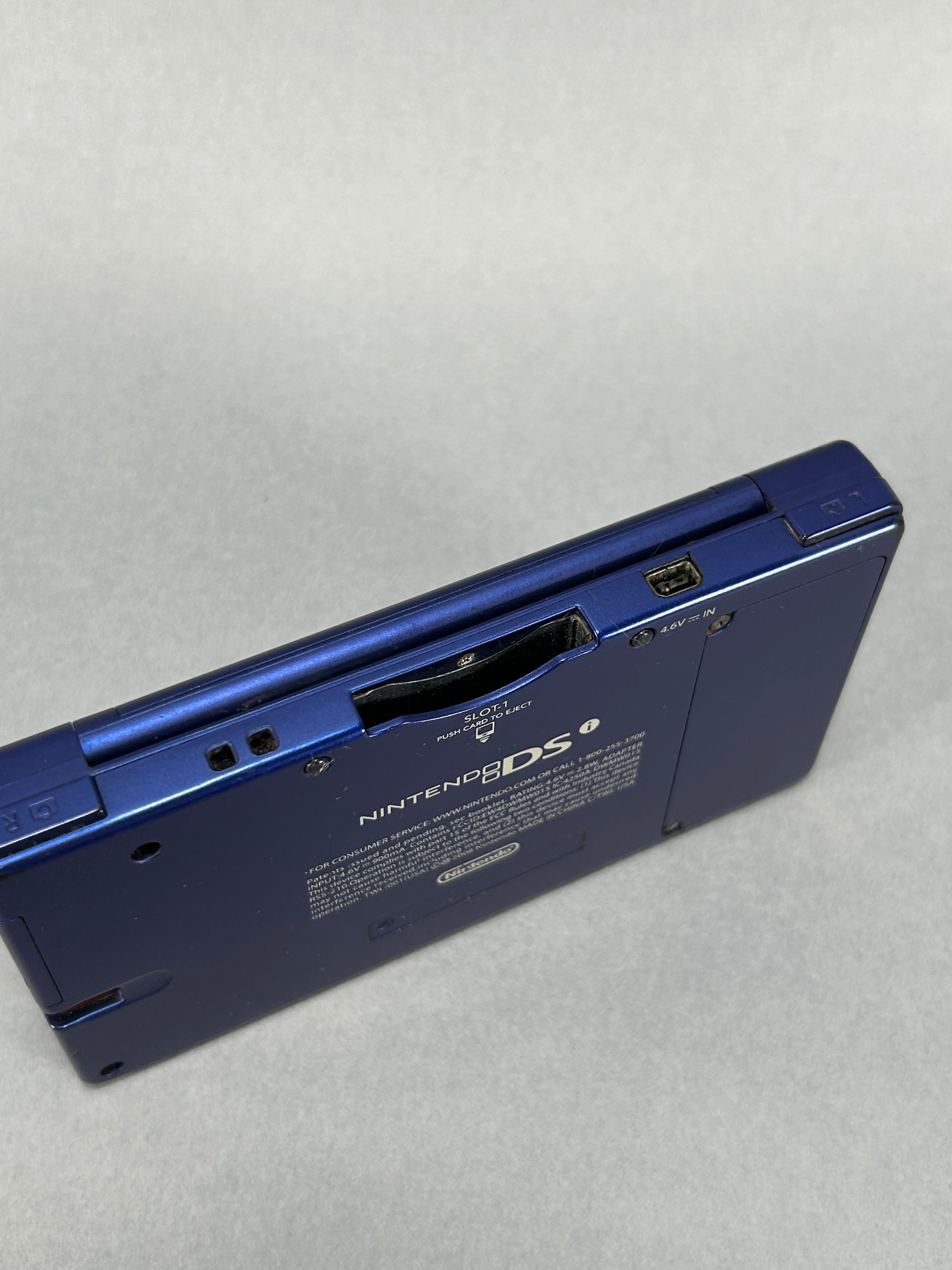 Nintendo DSi TWL-001 W/Charger - Blue