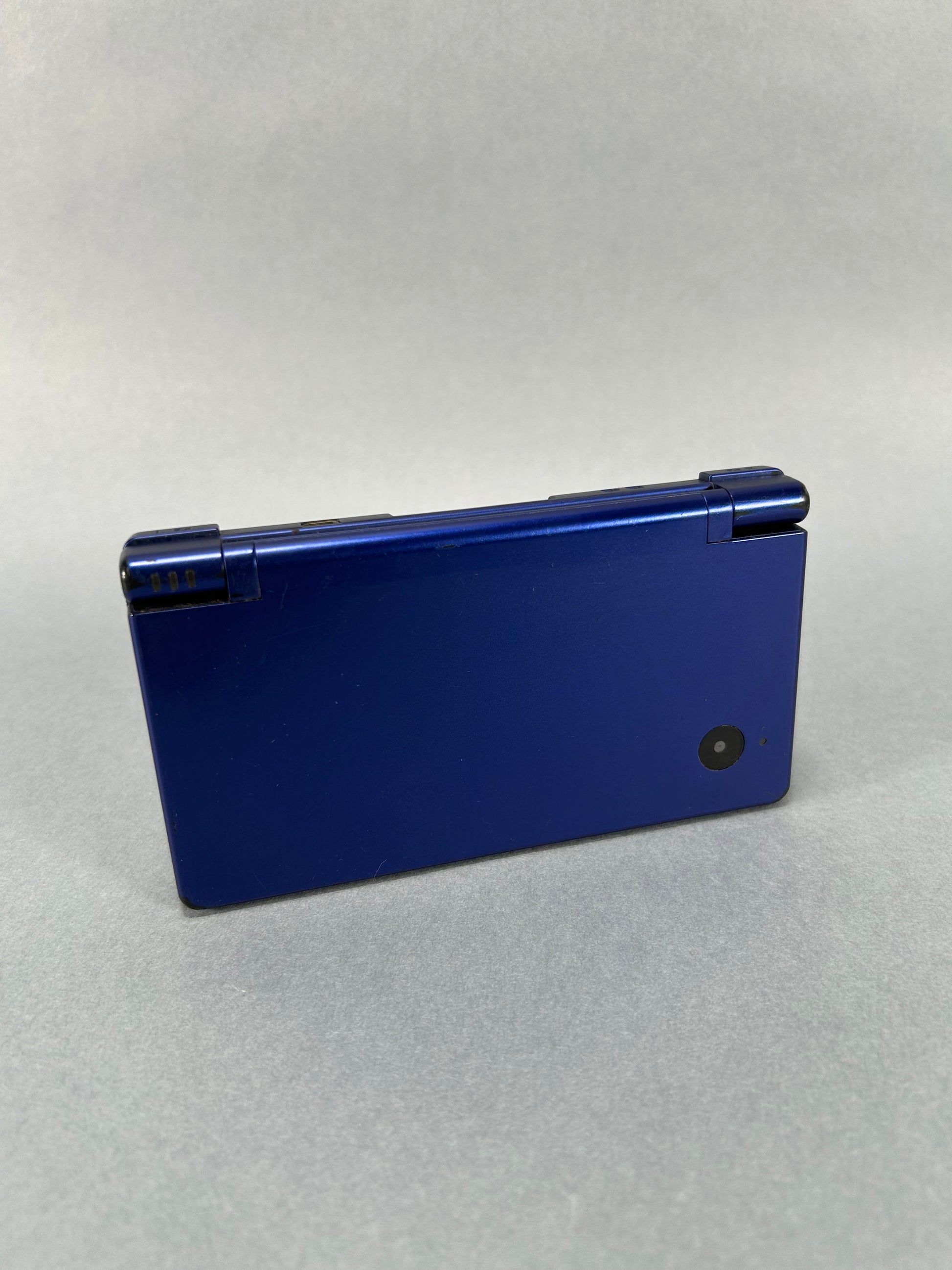 Nintendo DSi TWL-001 W/Charger - Blue
