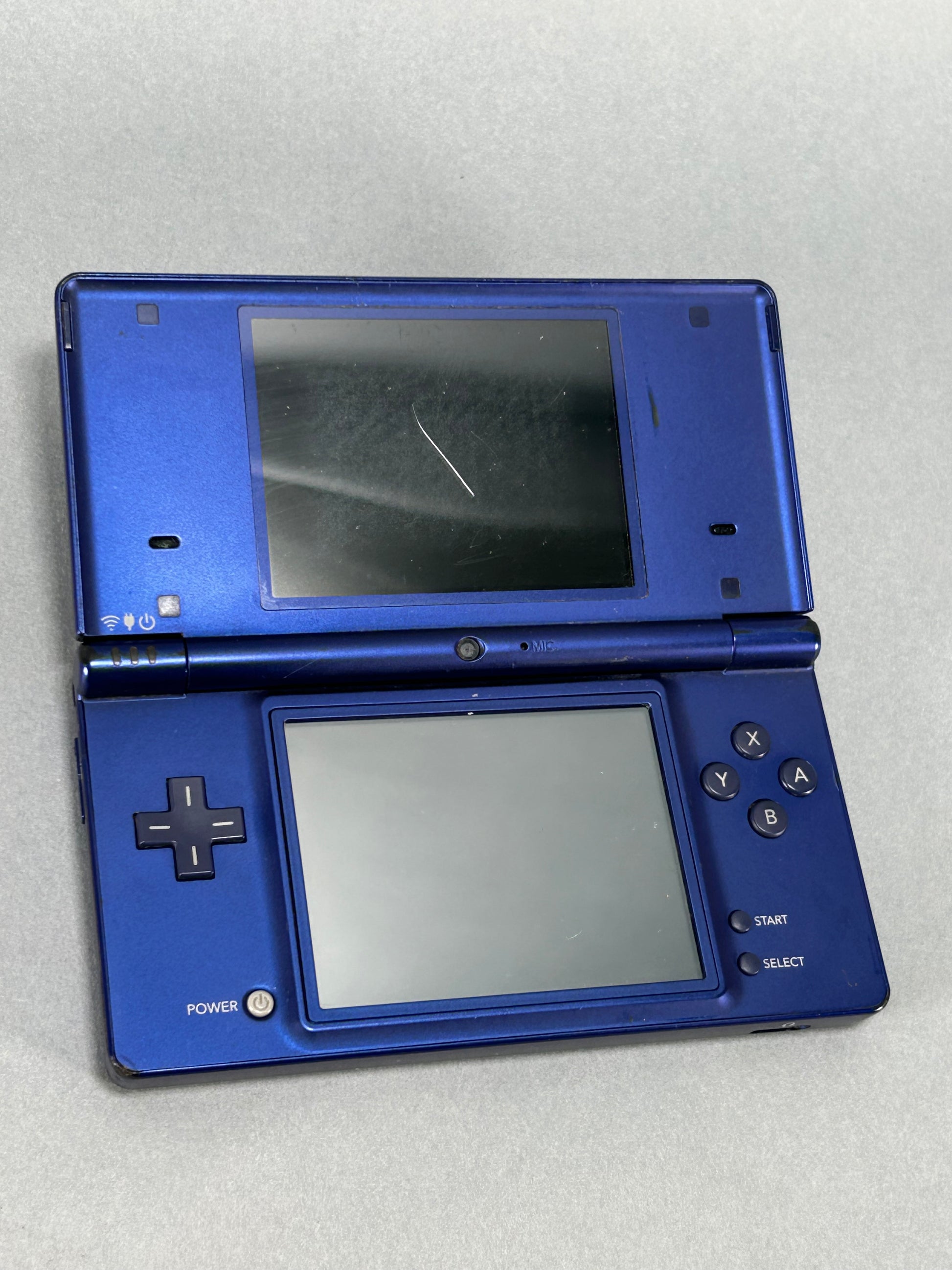 Nintendo DSi TWL-001 W/Charger - Blue