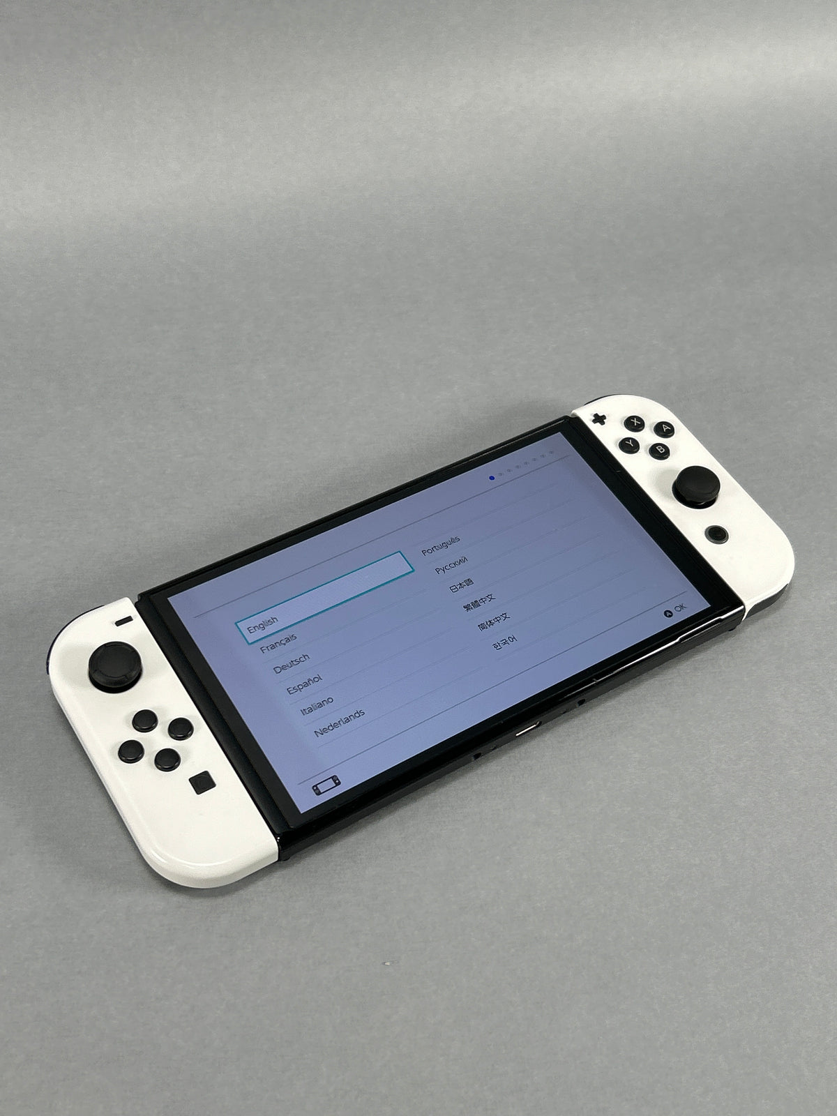 Nintendo Switch OLED HEG-001