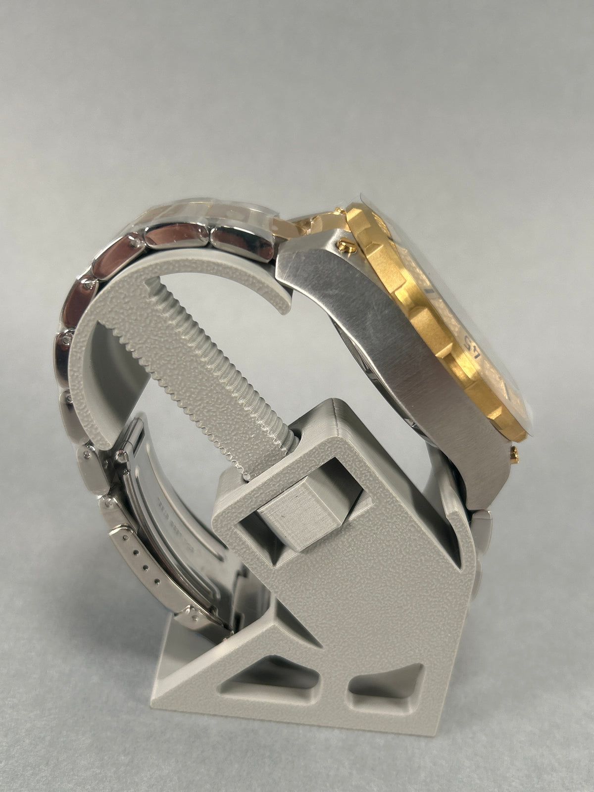 Invicta Auto Aviator 39911 Gentleman's Watch