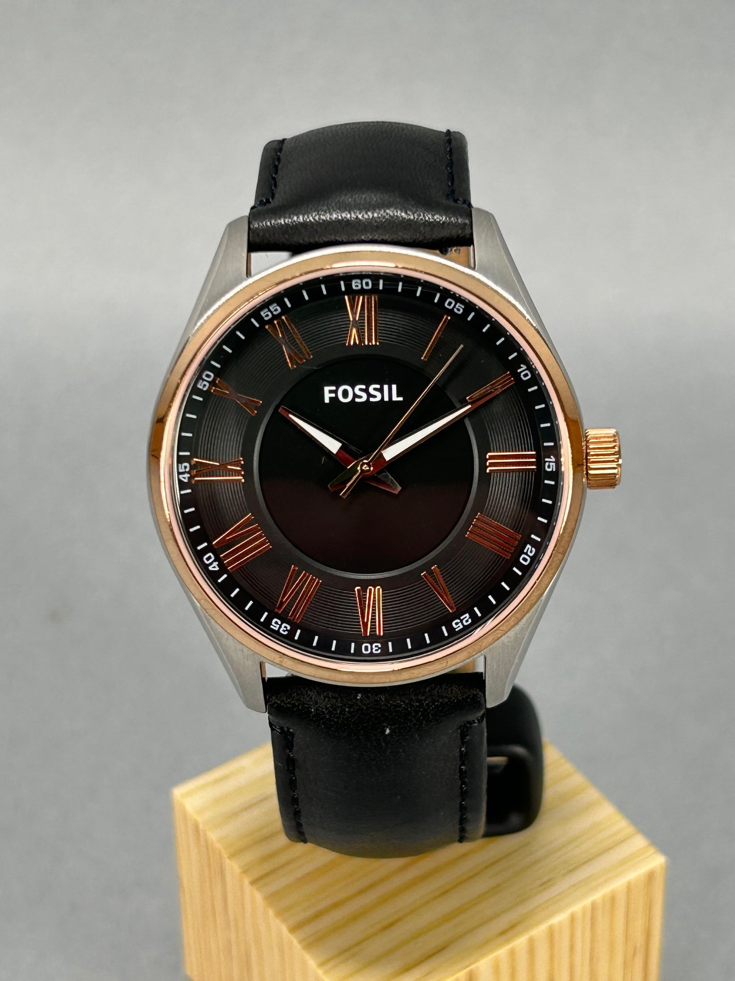 Fossil Flynn BQ2131 Lady's Wristwatch