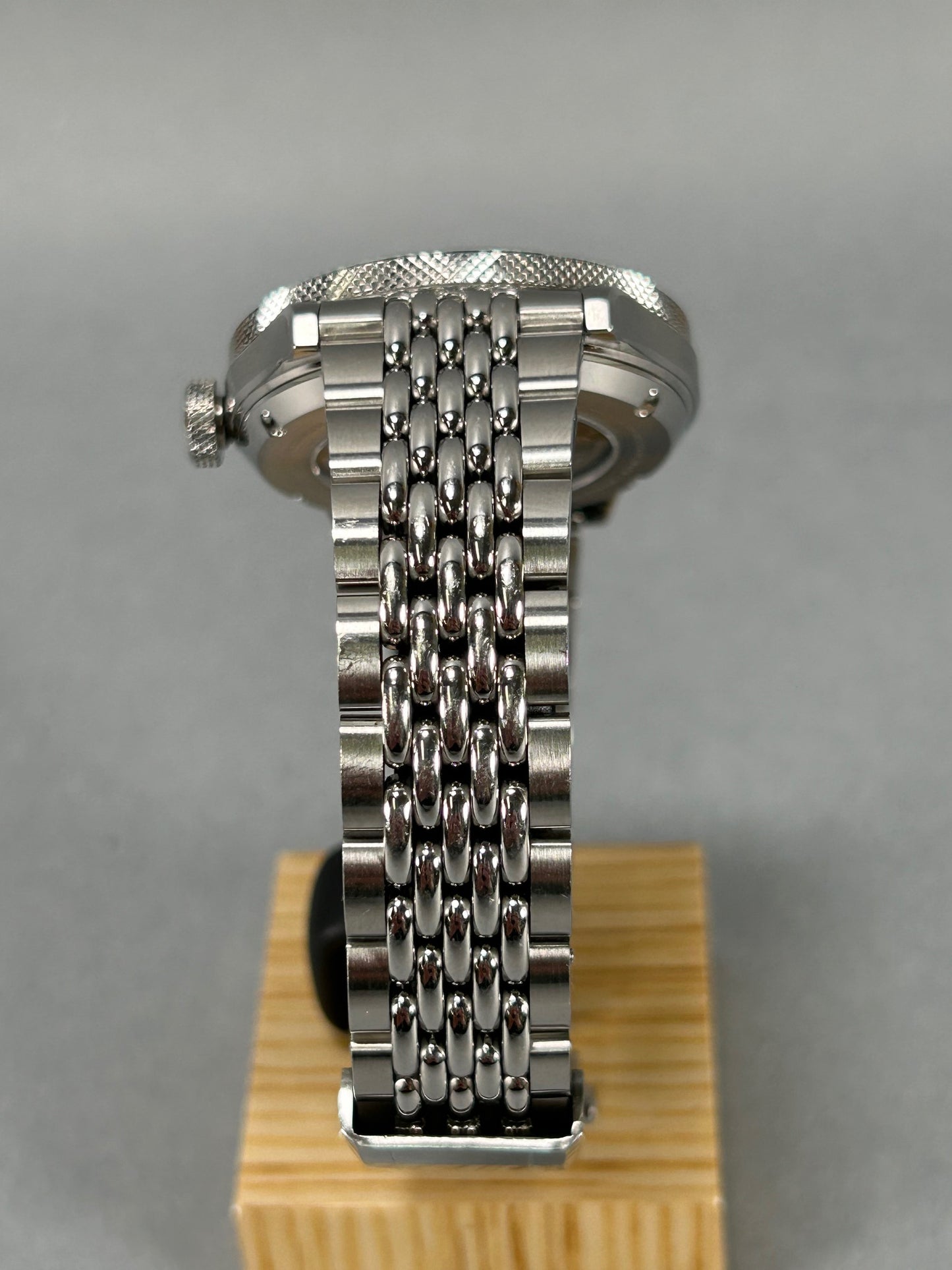 Henry Archer Nordso Neon Gentleman's Wristwatch