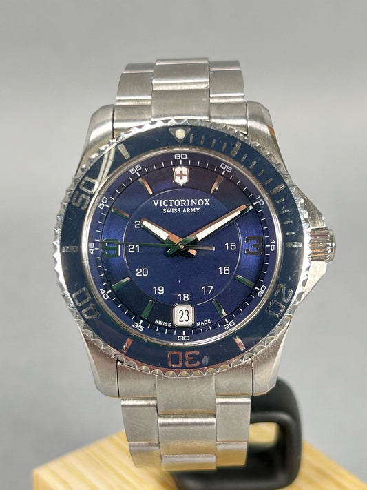 Victorinox Maverick 241609 Gentleman's Wristwatch
