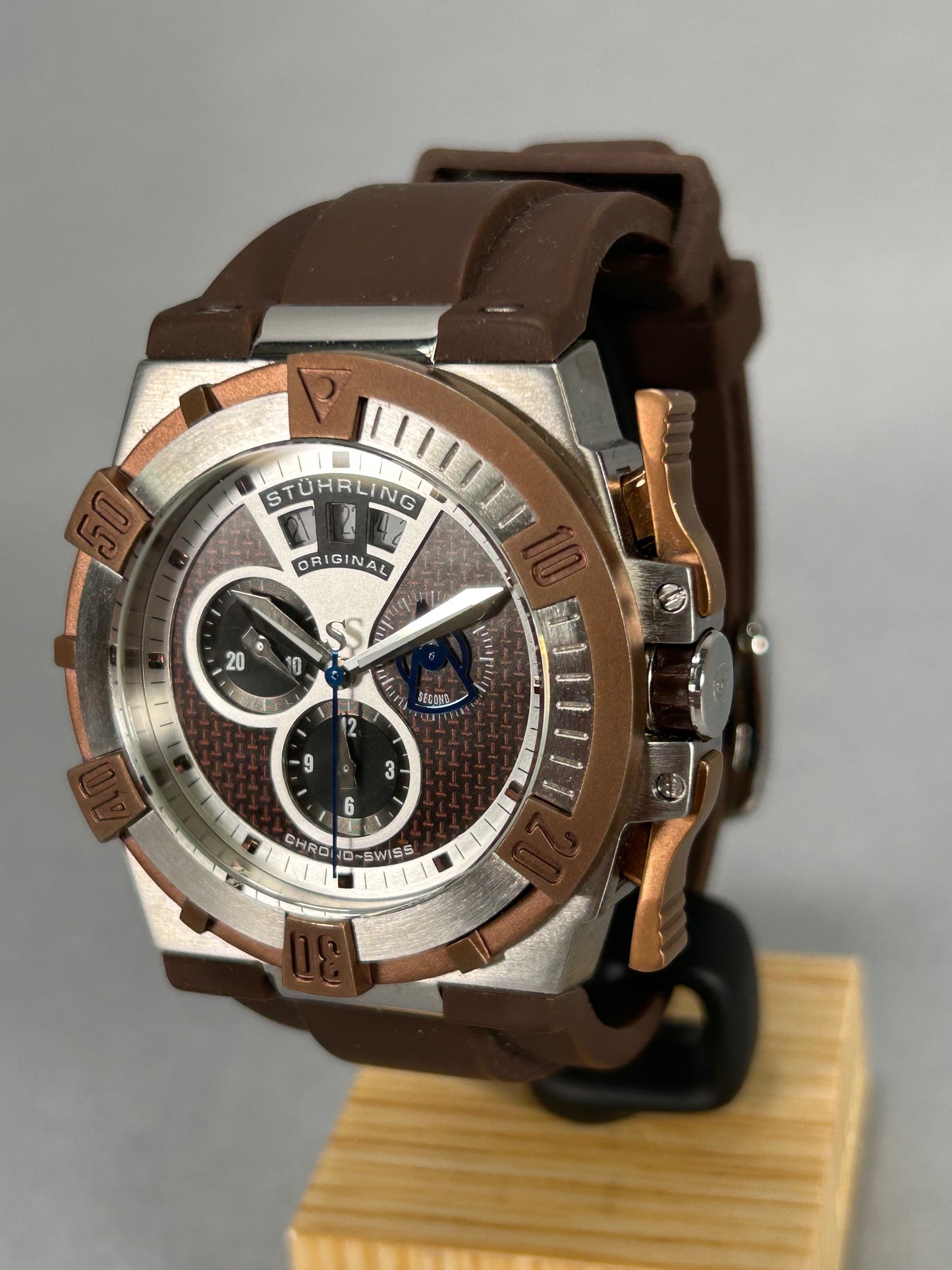 Stuhrling Original Falcon Gentleman's Watch